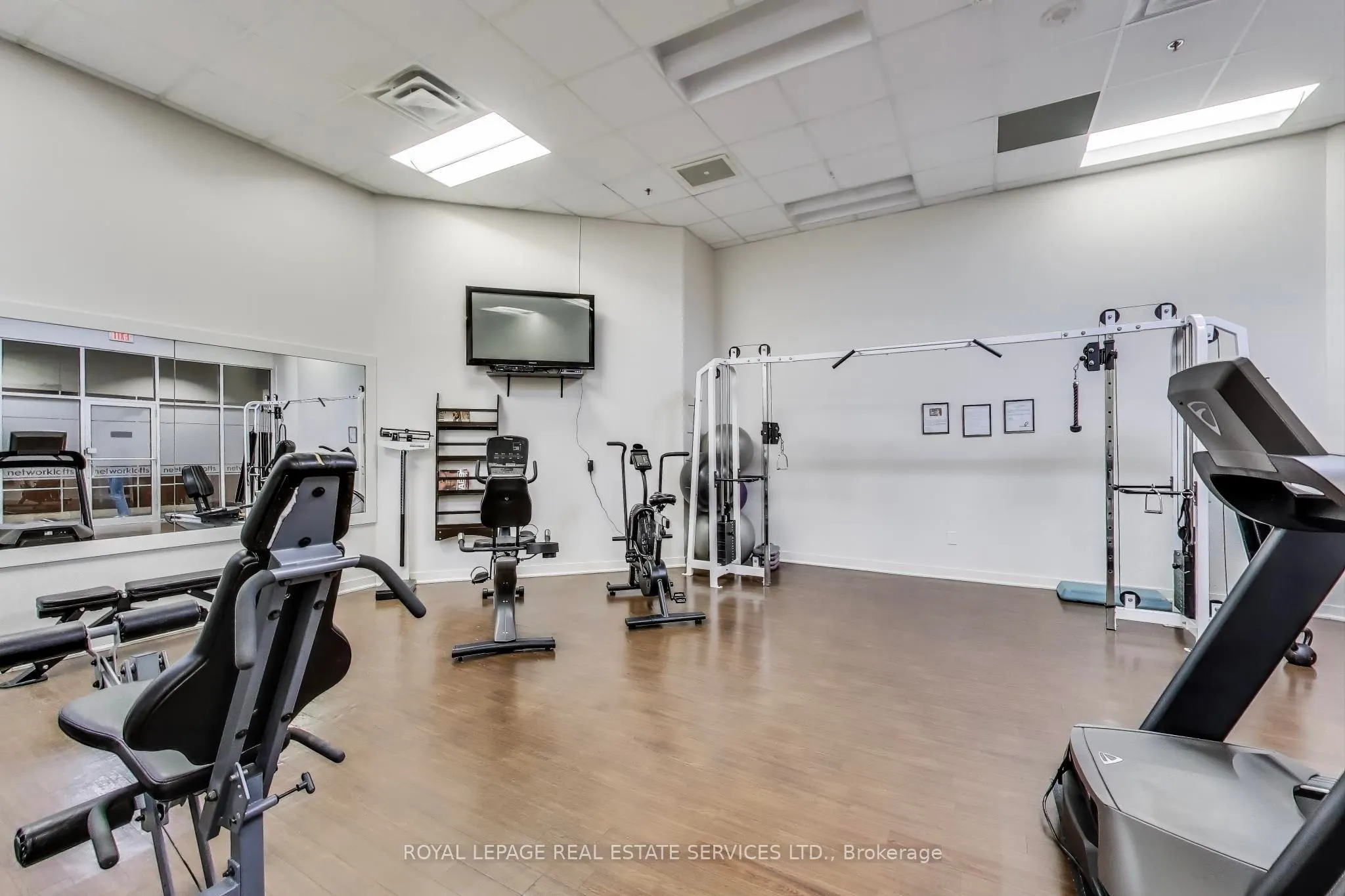 2 Fieldway Road, #507