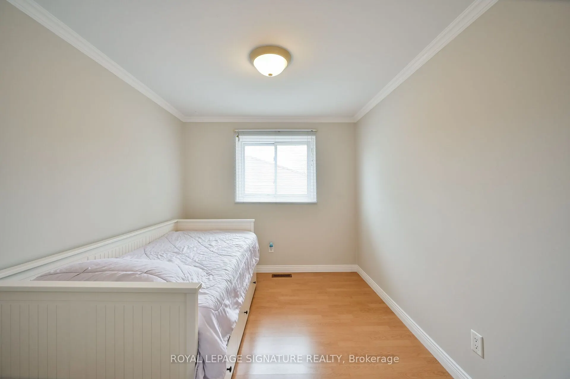 1221 Dundix Road, #101