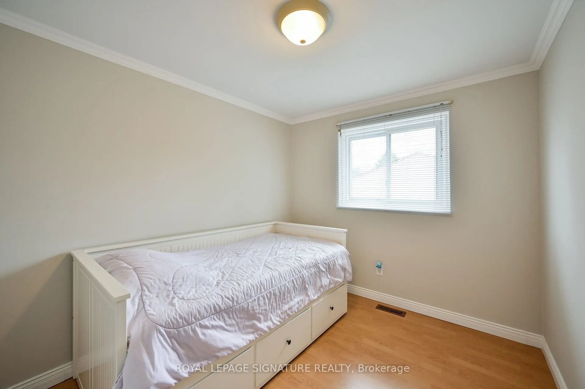 1221 Dundix Road, #101
