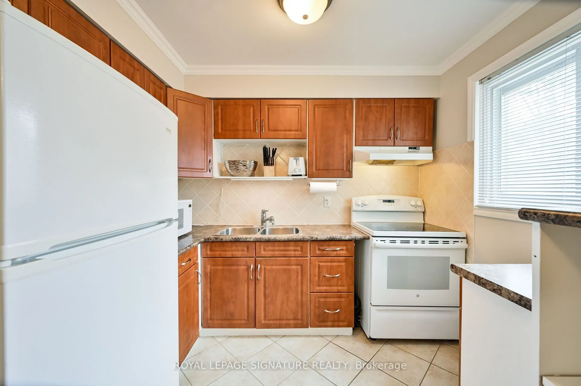 1221 Dundix Road, #101