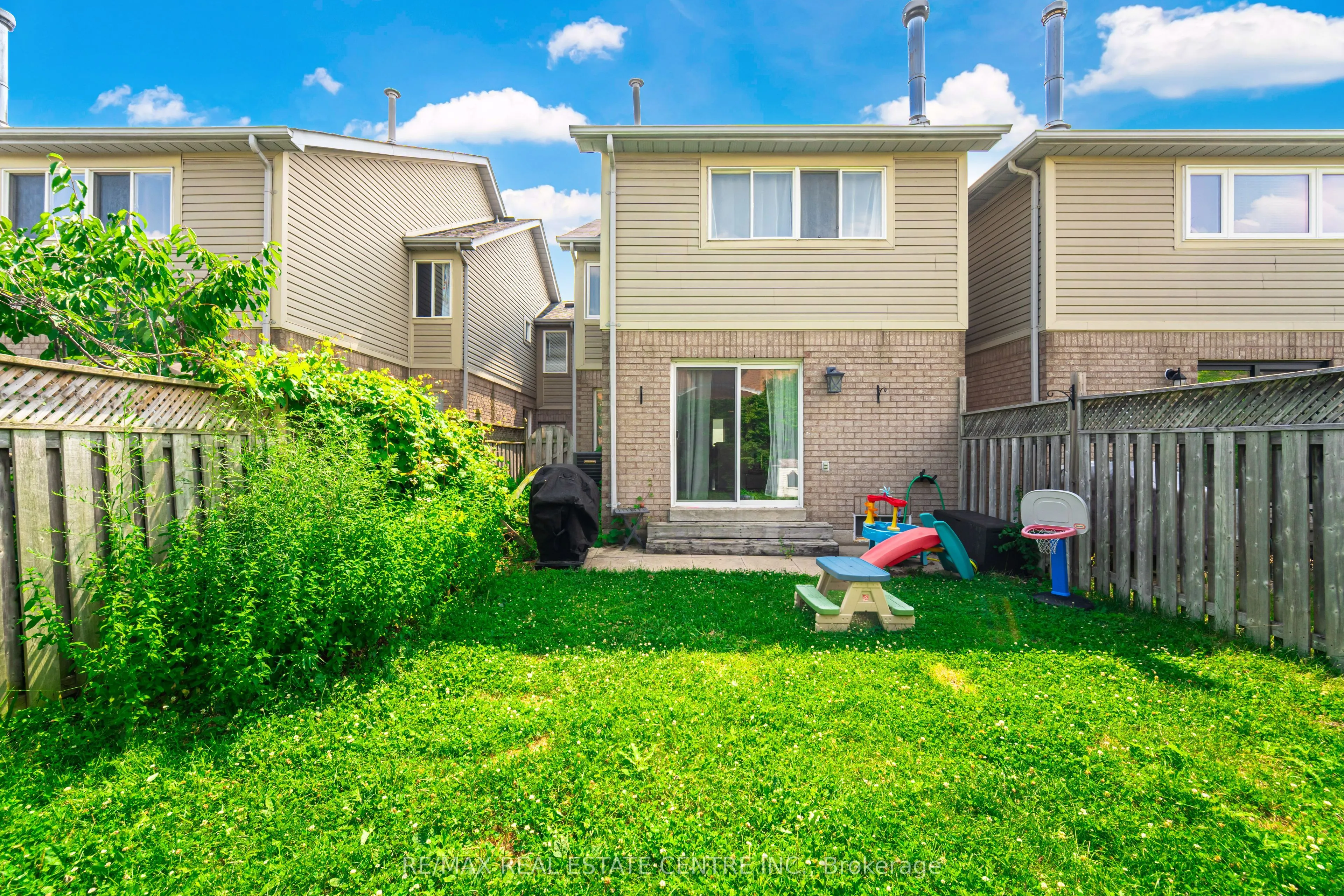 43 Ashbrook Way