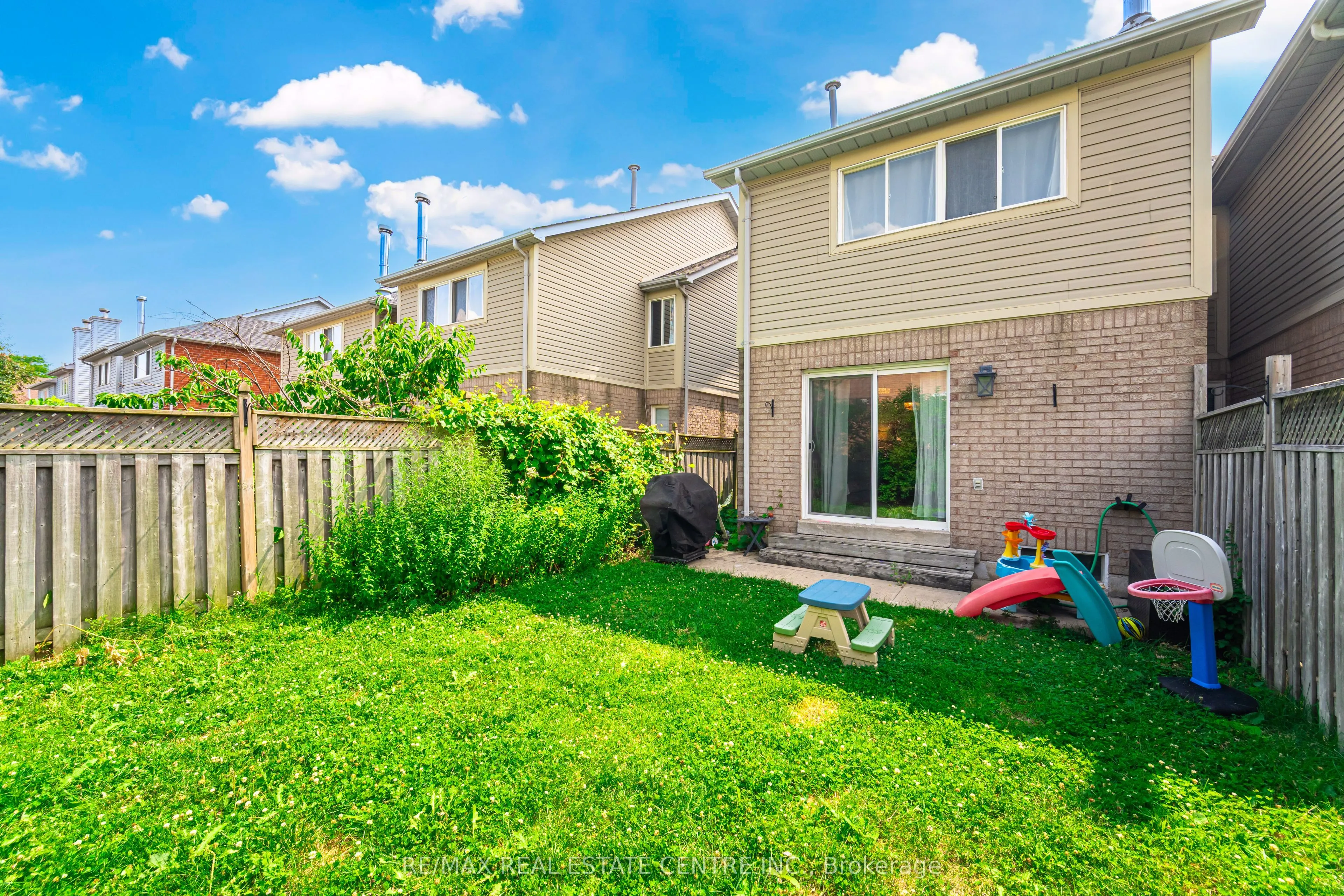43 Ashbrook Way