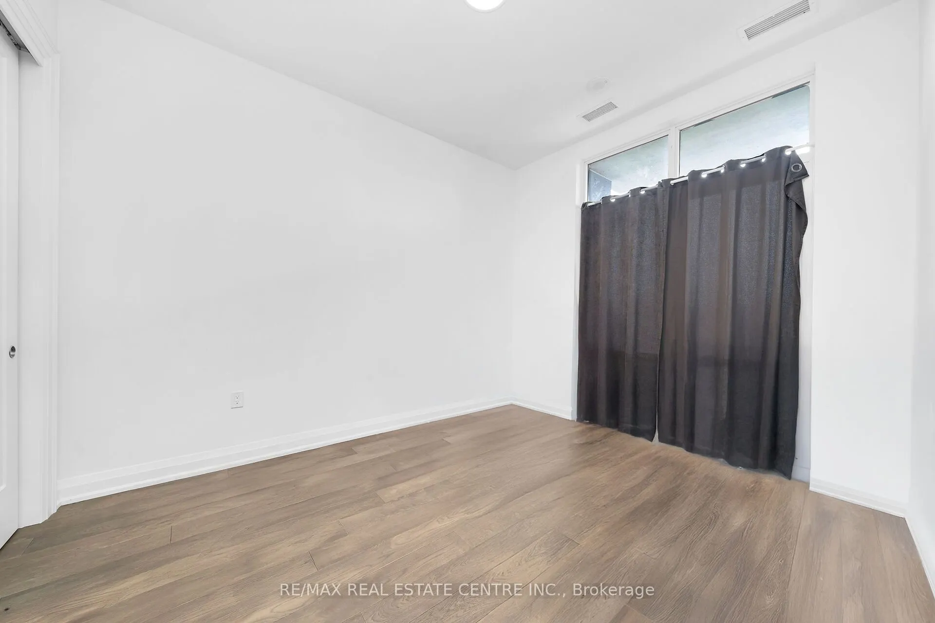 42 Mill Street, #513