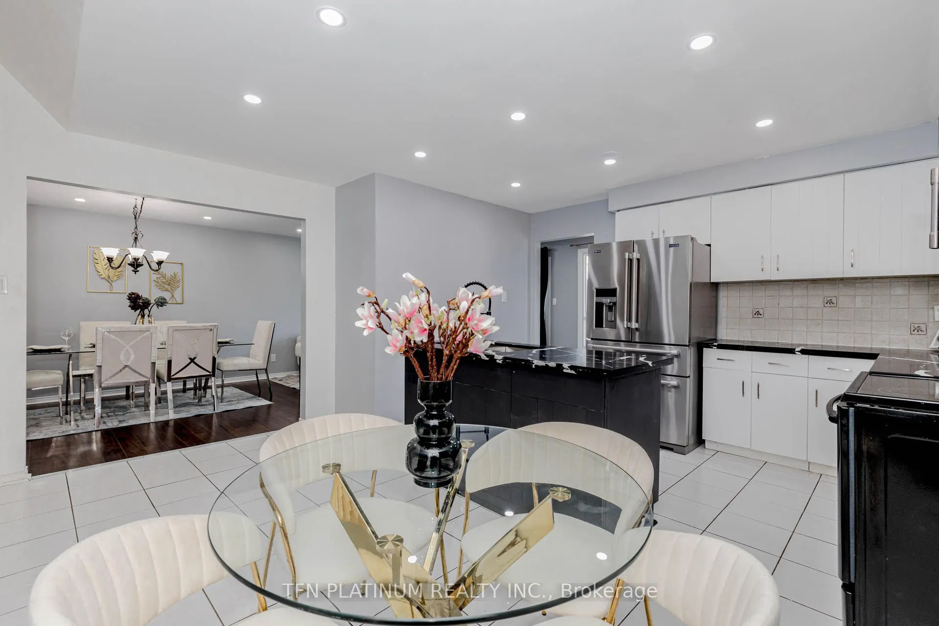 36 Tanager Square