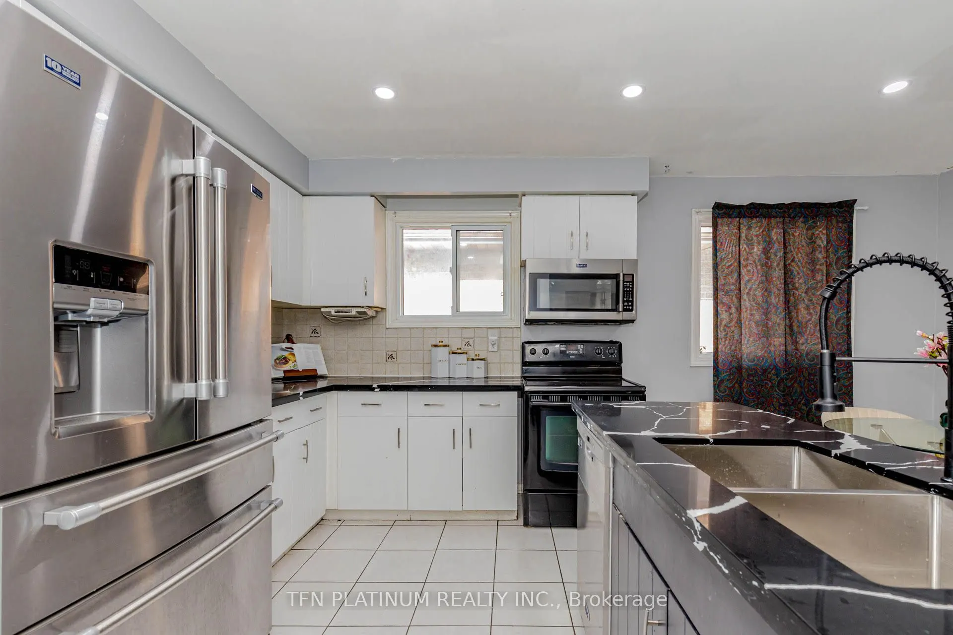 36 Tanager Square