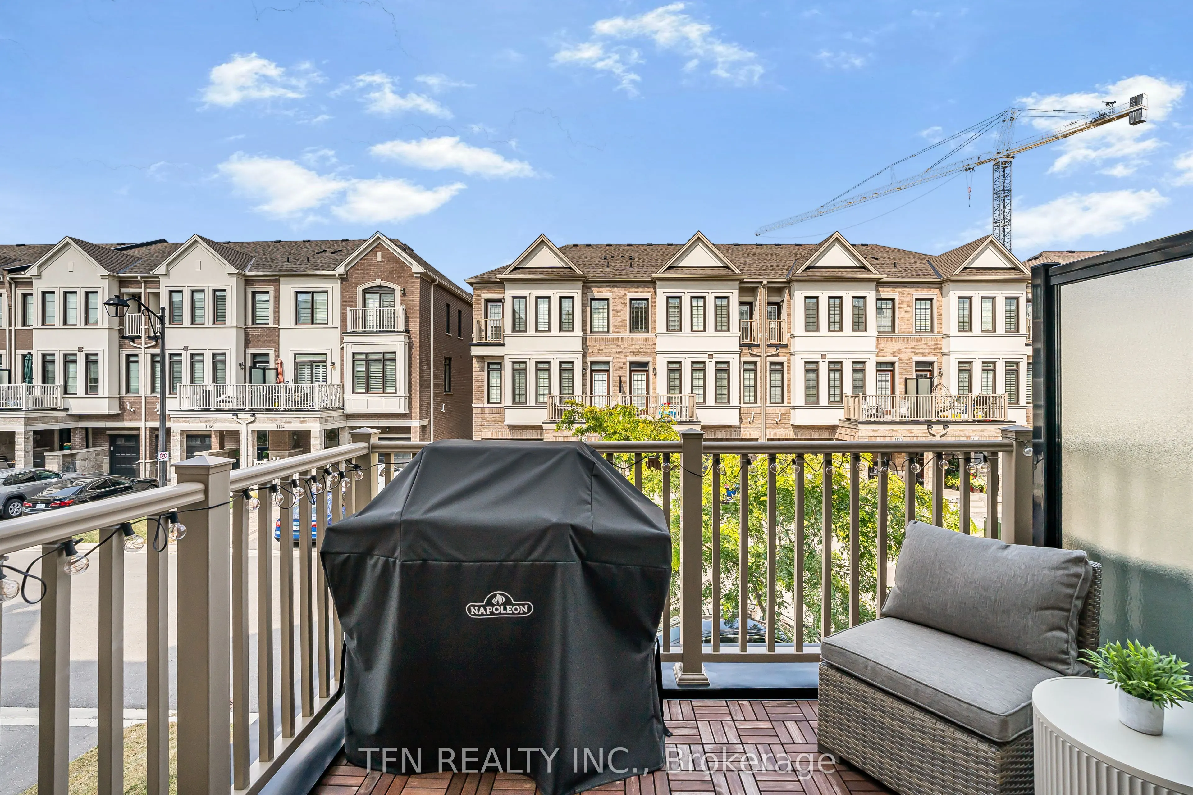 1179 Lloyd Landing