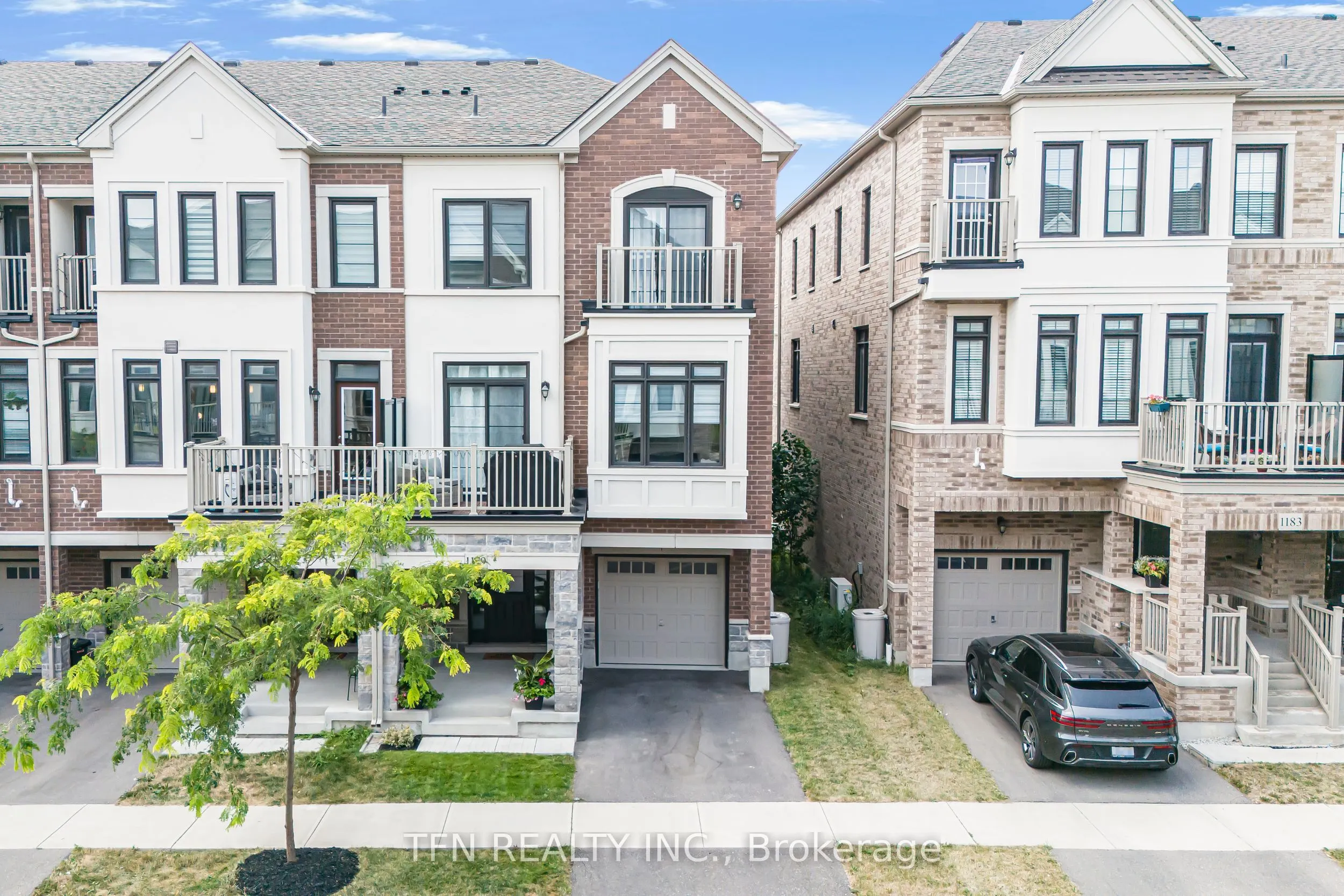 1179 Lloyd Landing