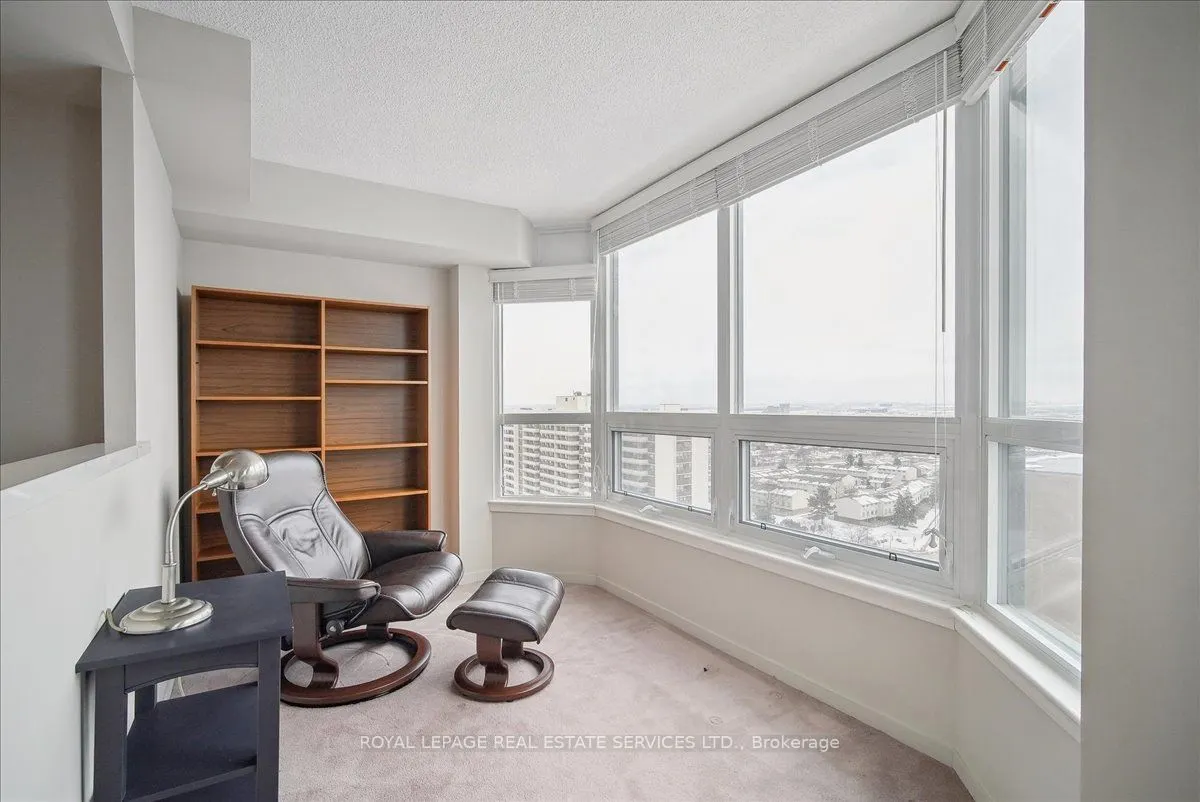 8 Lisa Street, #1707