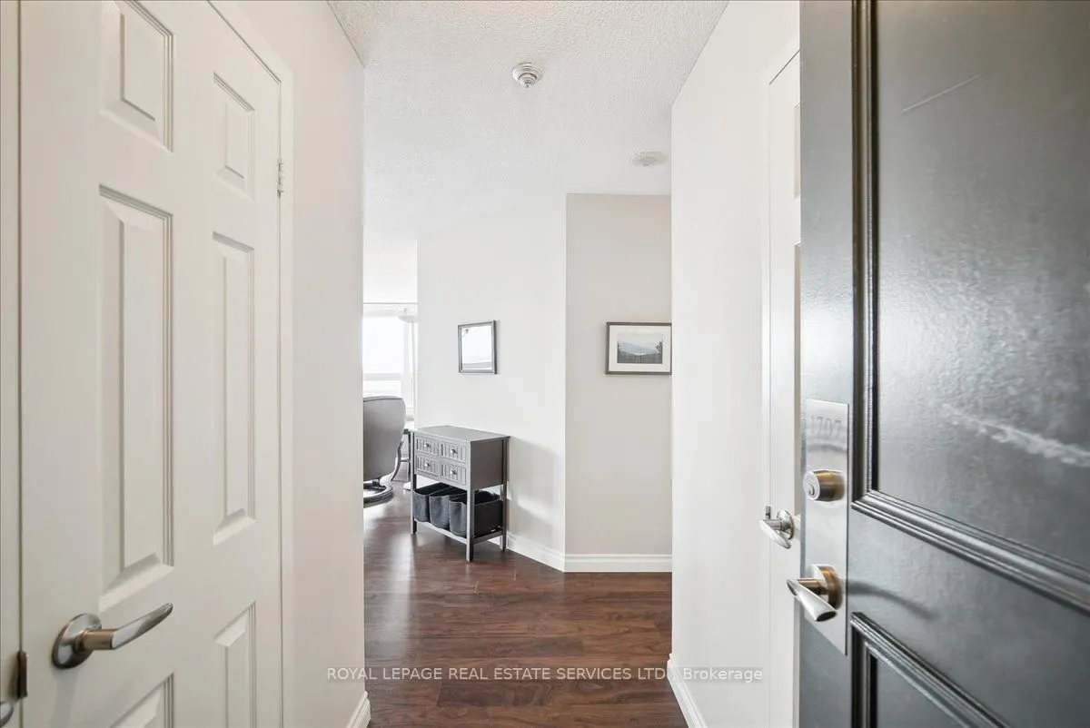 8 Lisa Street, #1707