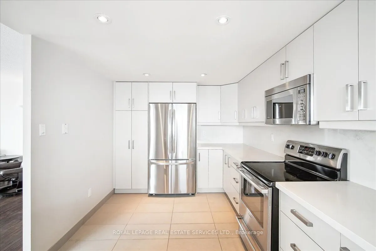 8 Lisa Street, #1707