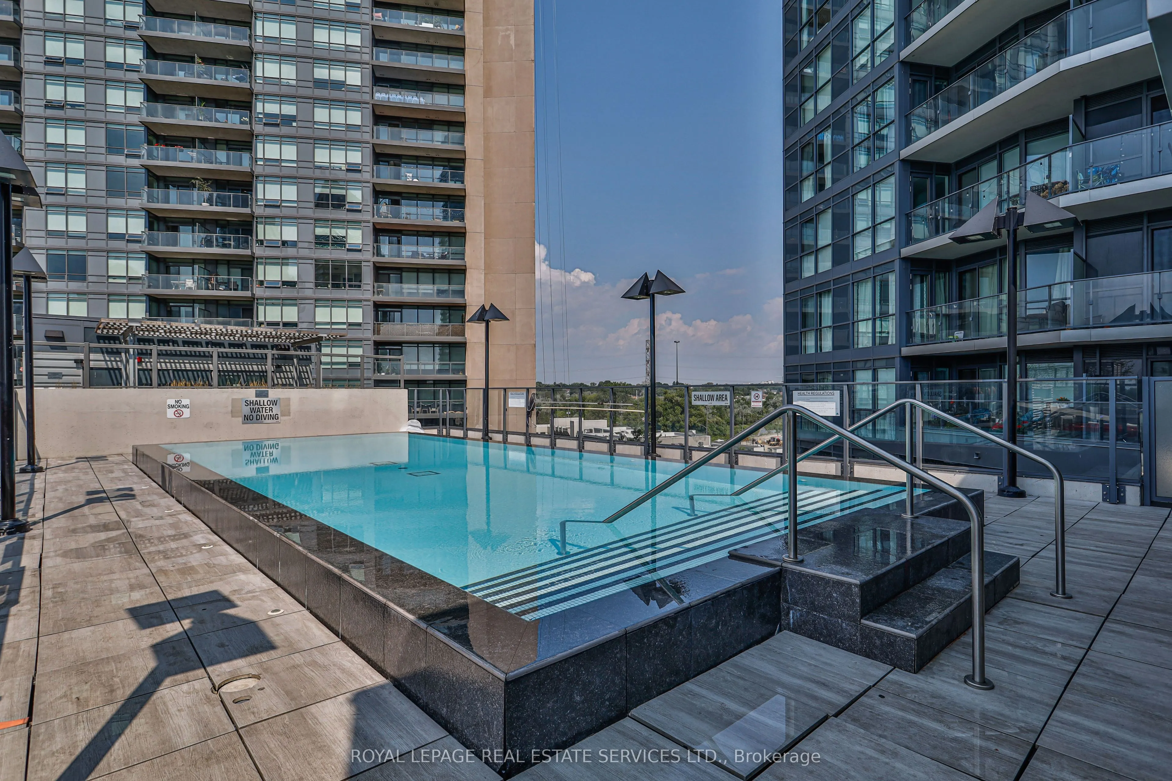 10 Park Lawn Road, #3507