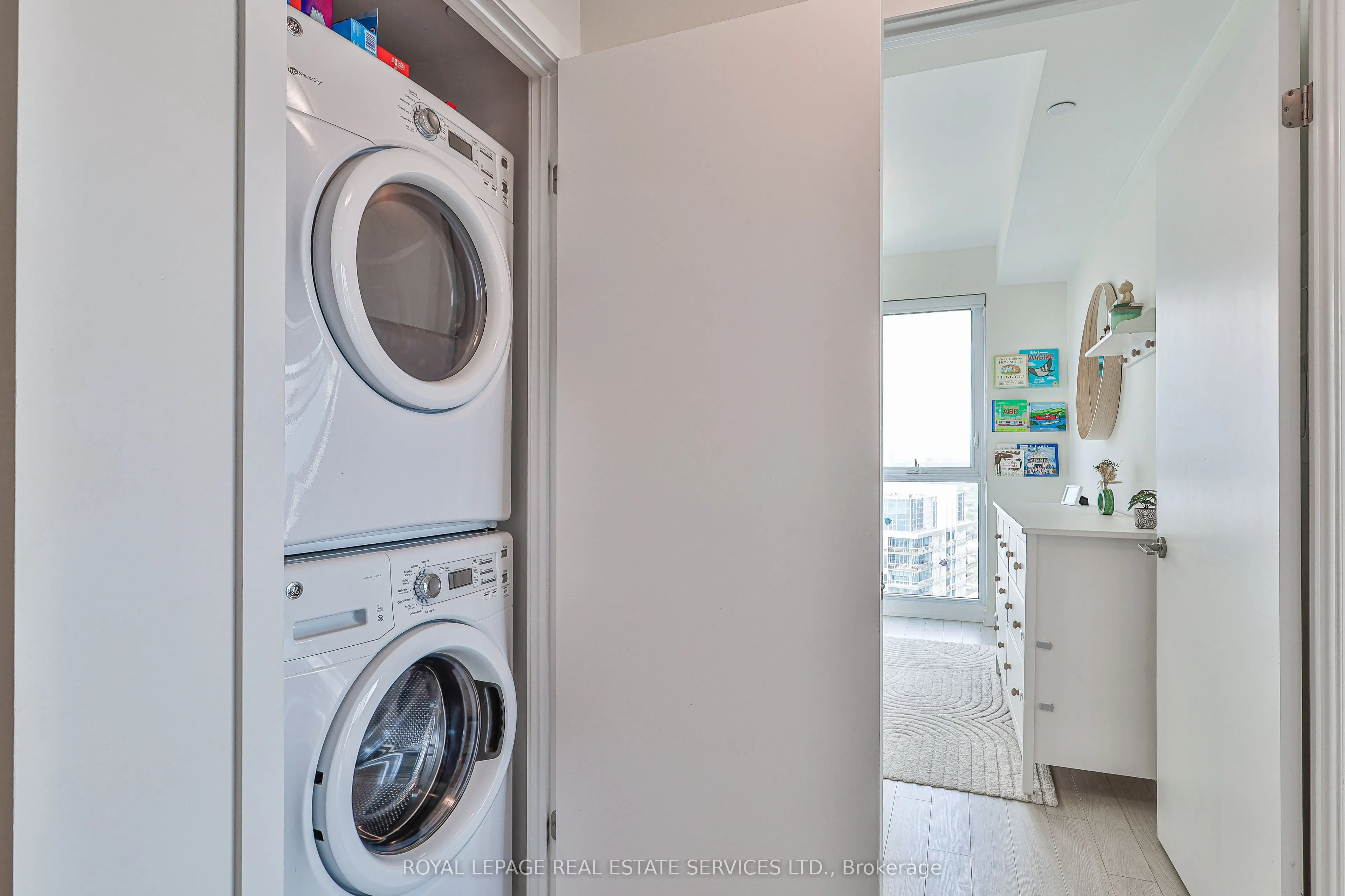 10 Park Lawn Road, #3507