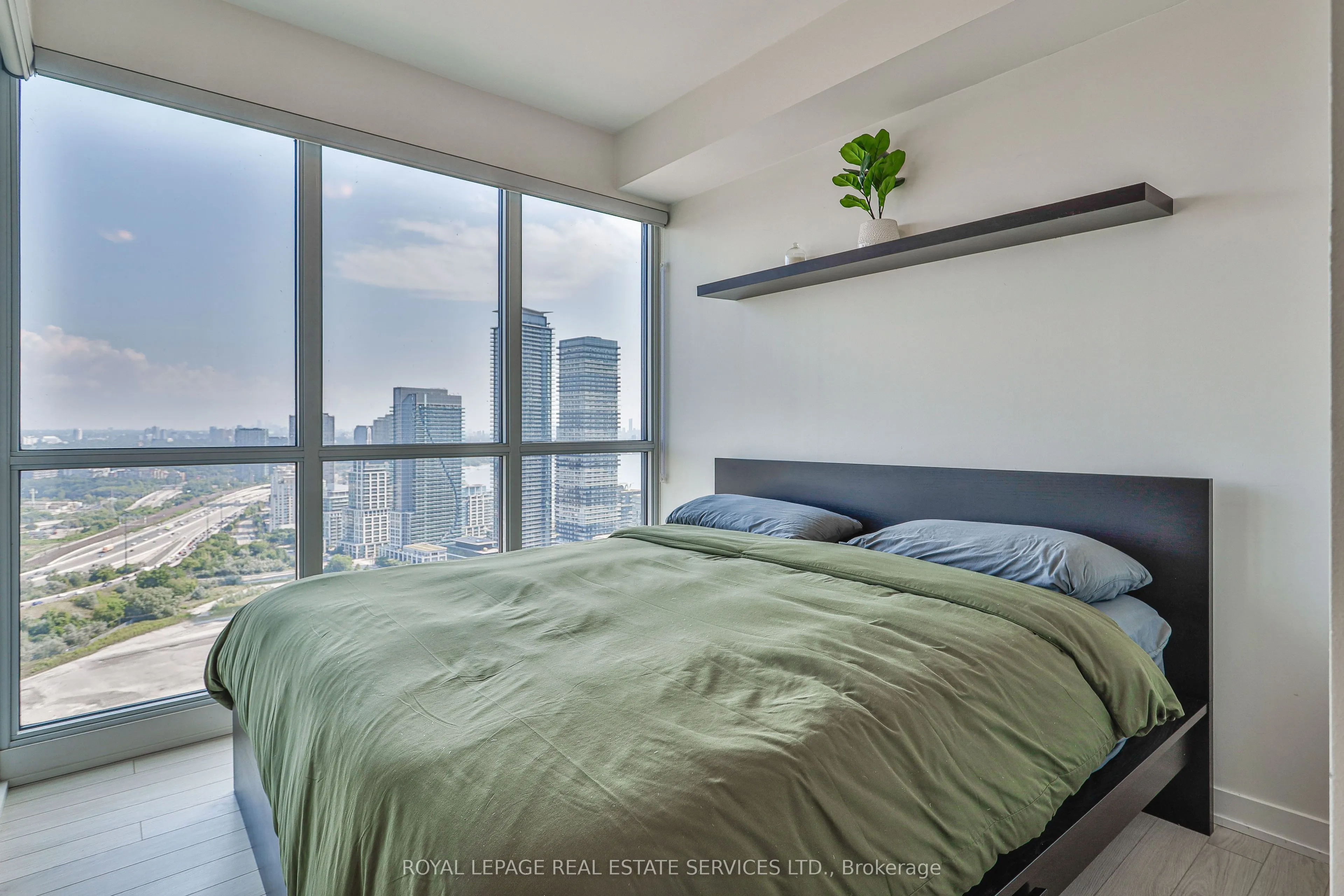 10 Park Lawn Road, #3507