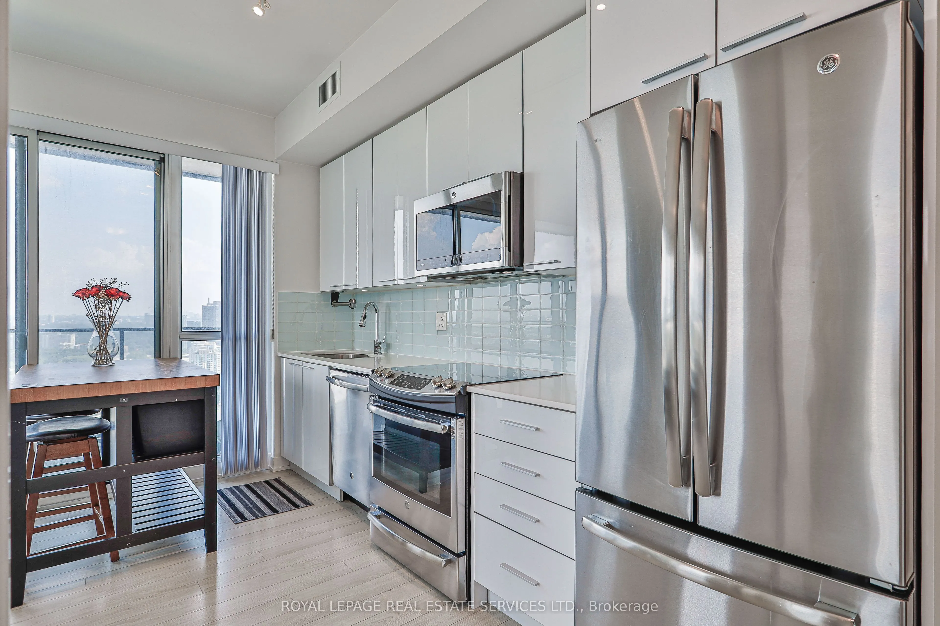 10 Park Lawn Road, #3507