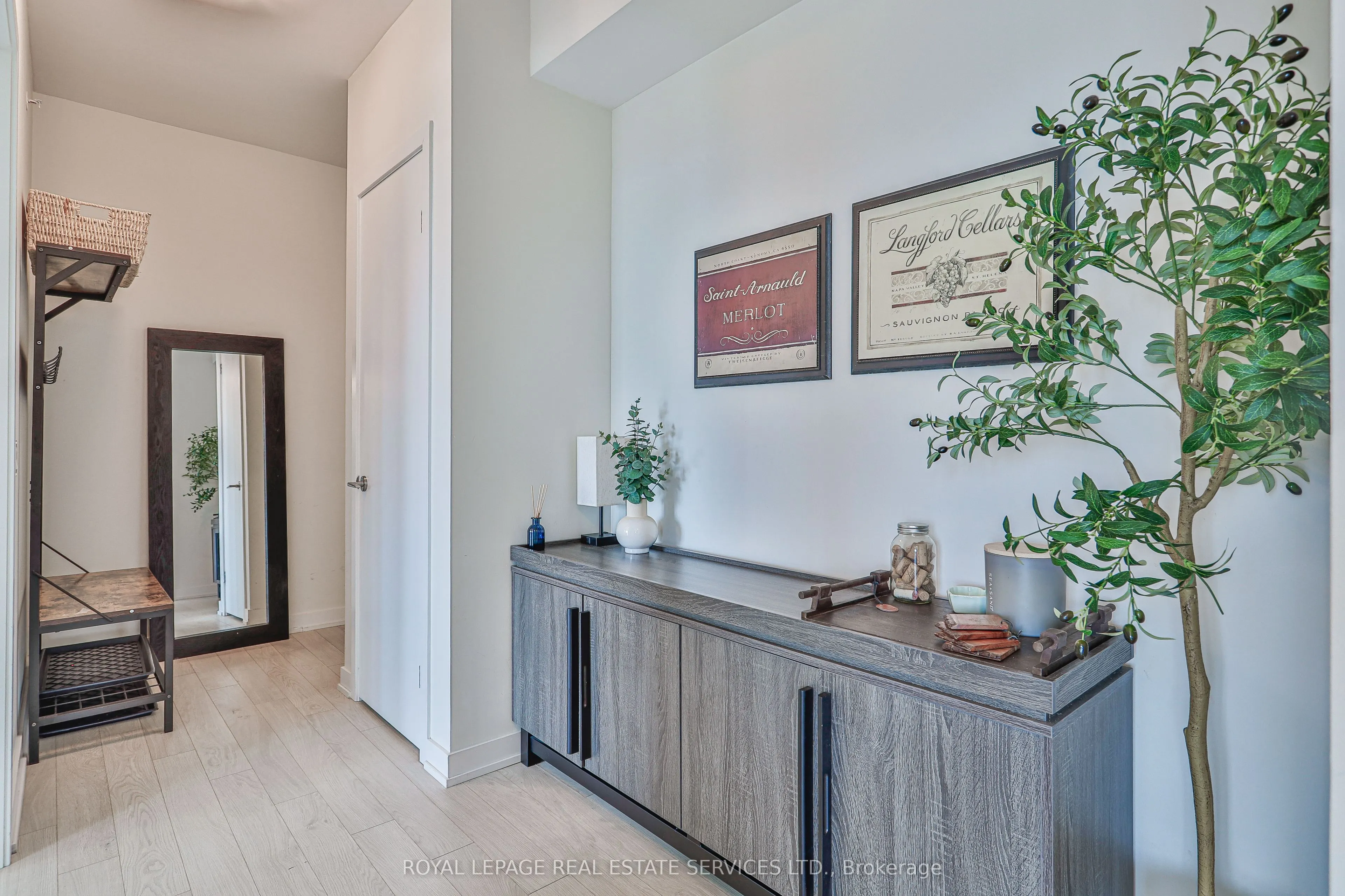 10 Park Lawn Road, #3507