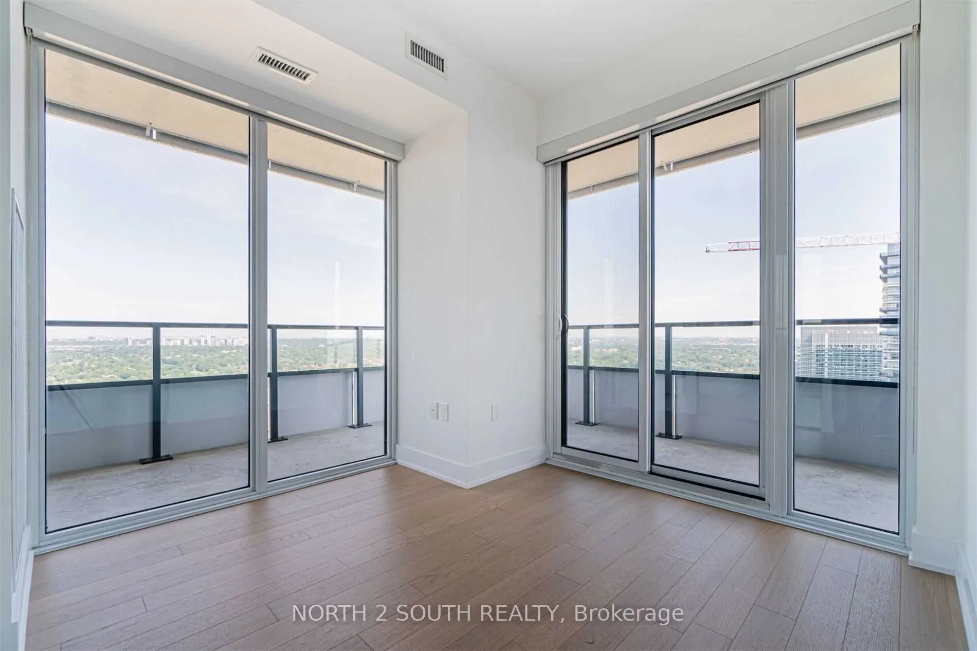 30 Shore Breeze Drive, #4112