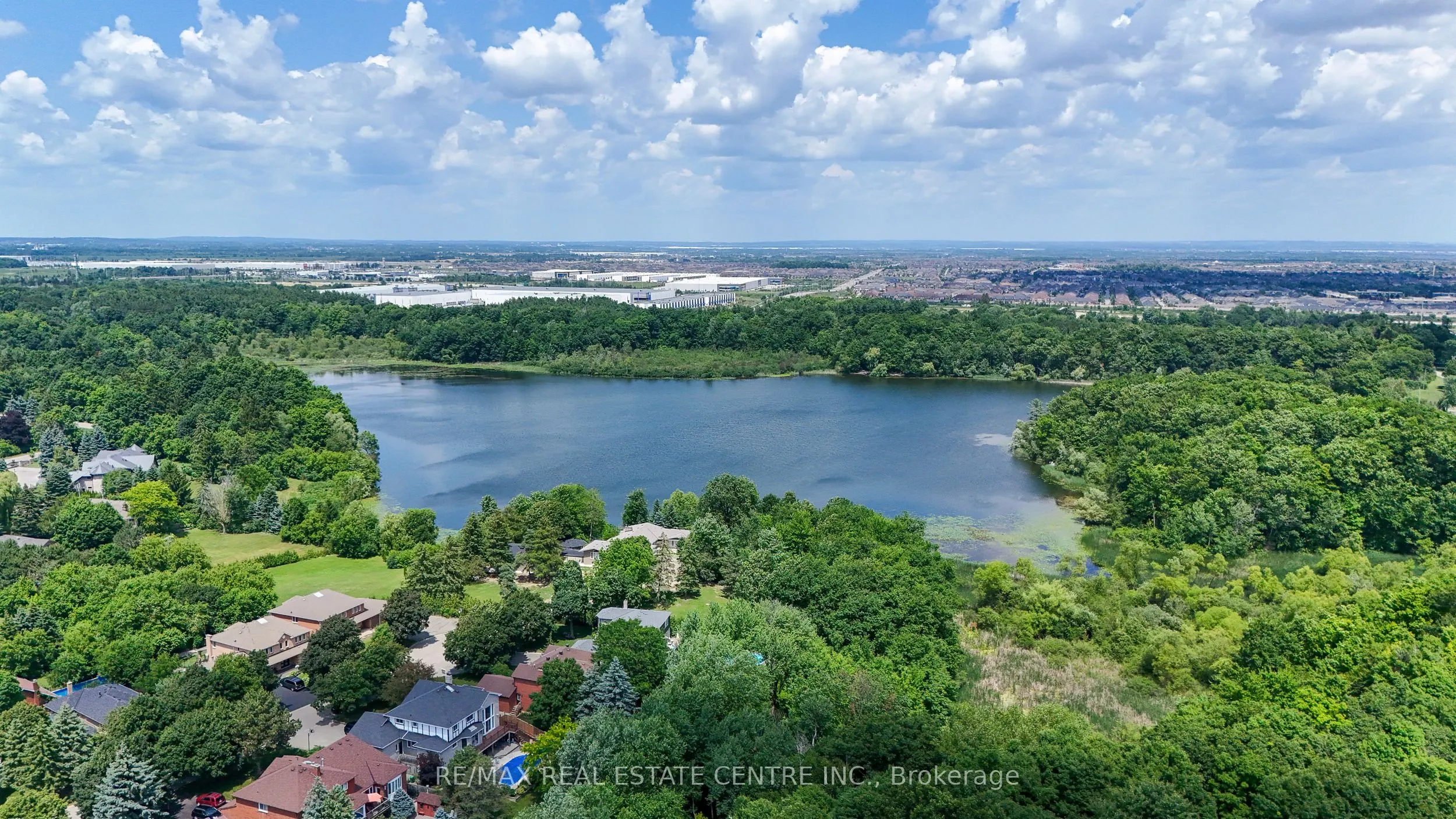 30 Regentview Drive