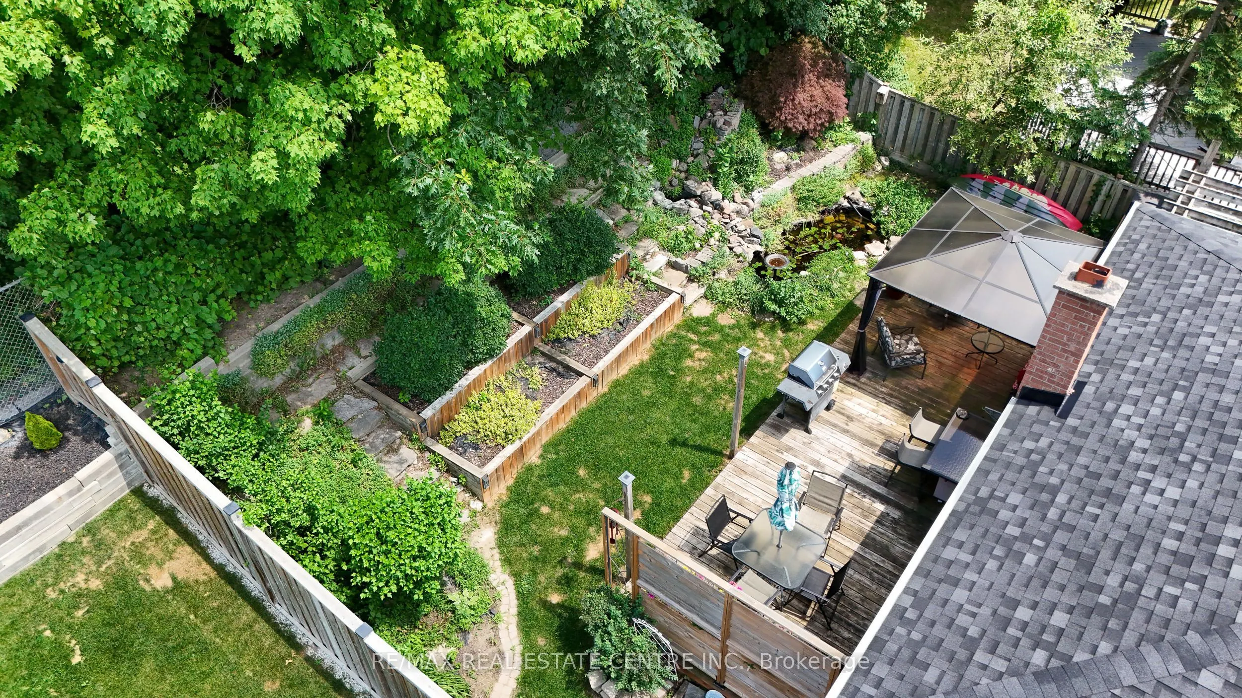 30 Regentview Drive