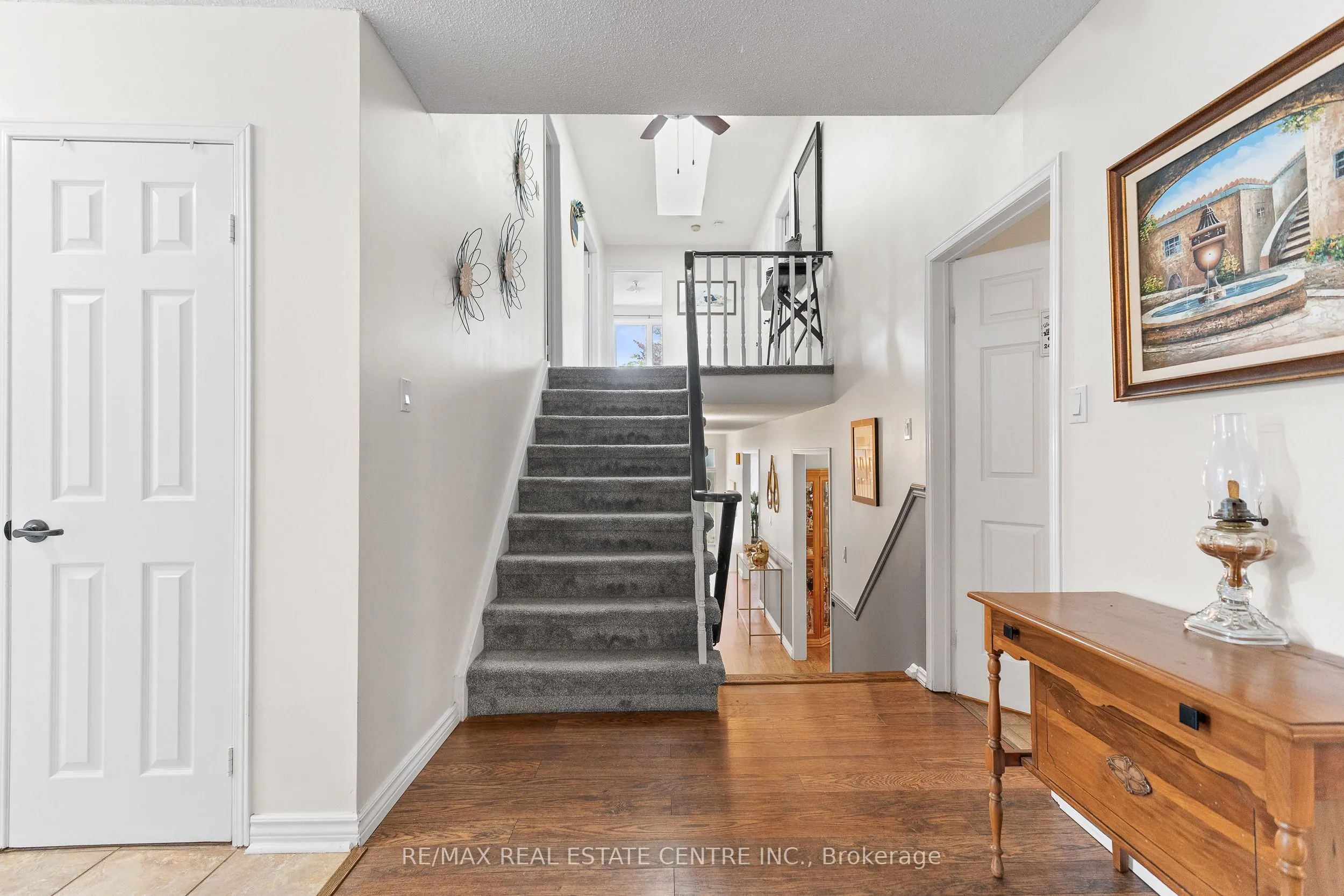 30 Regentview Drive