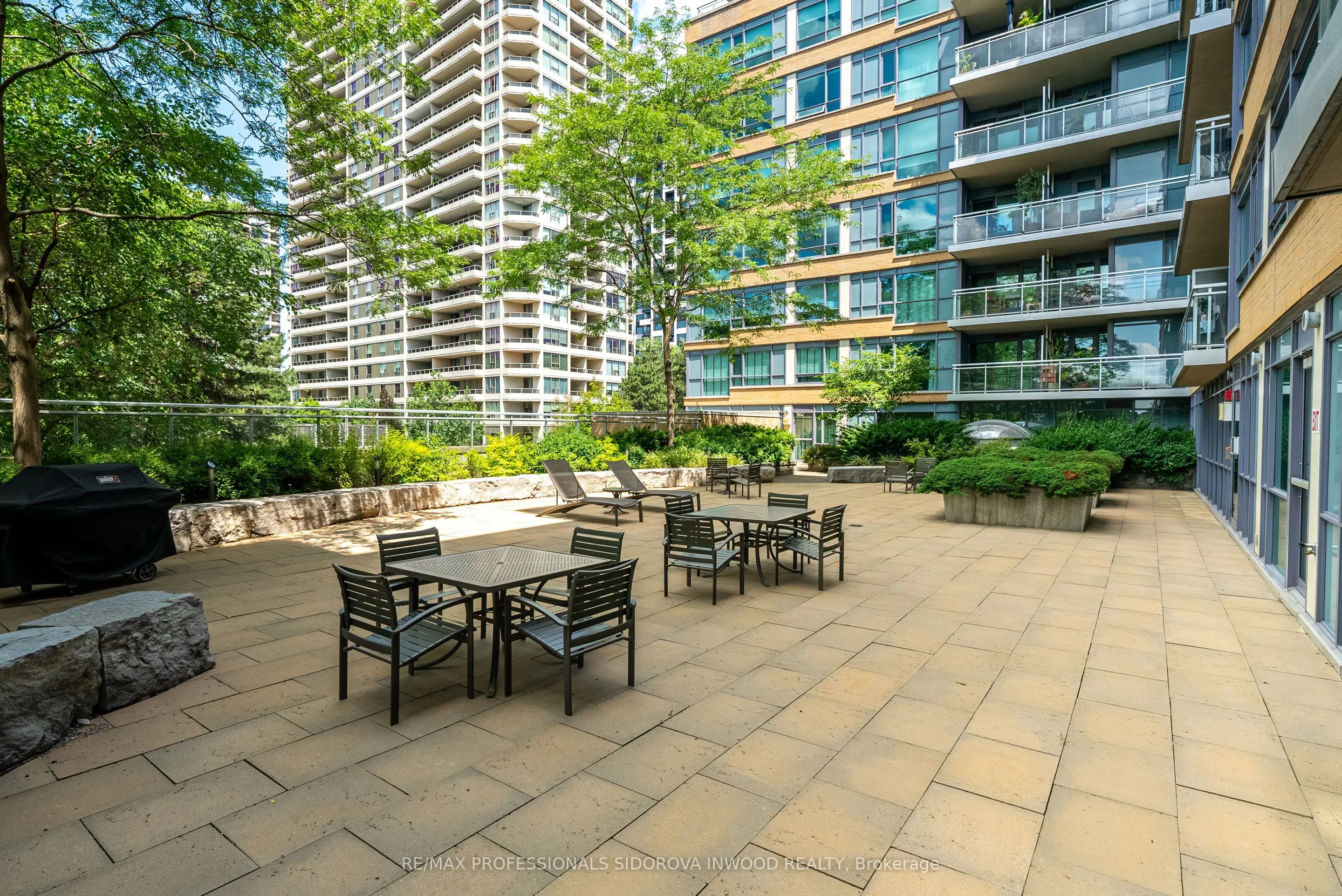 20 Gothic Avenue, #414
