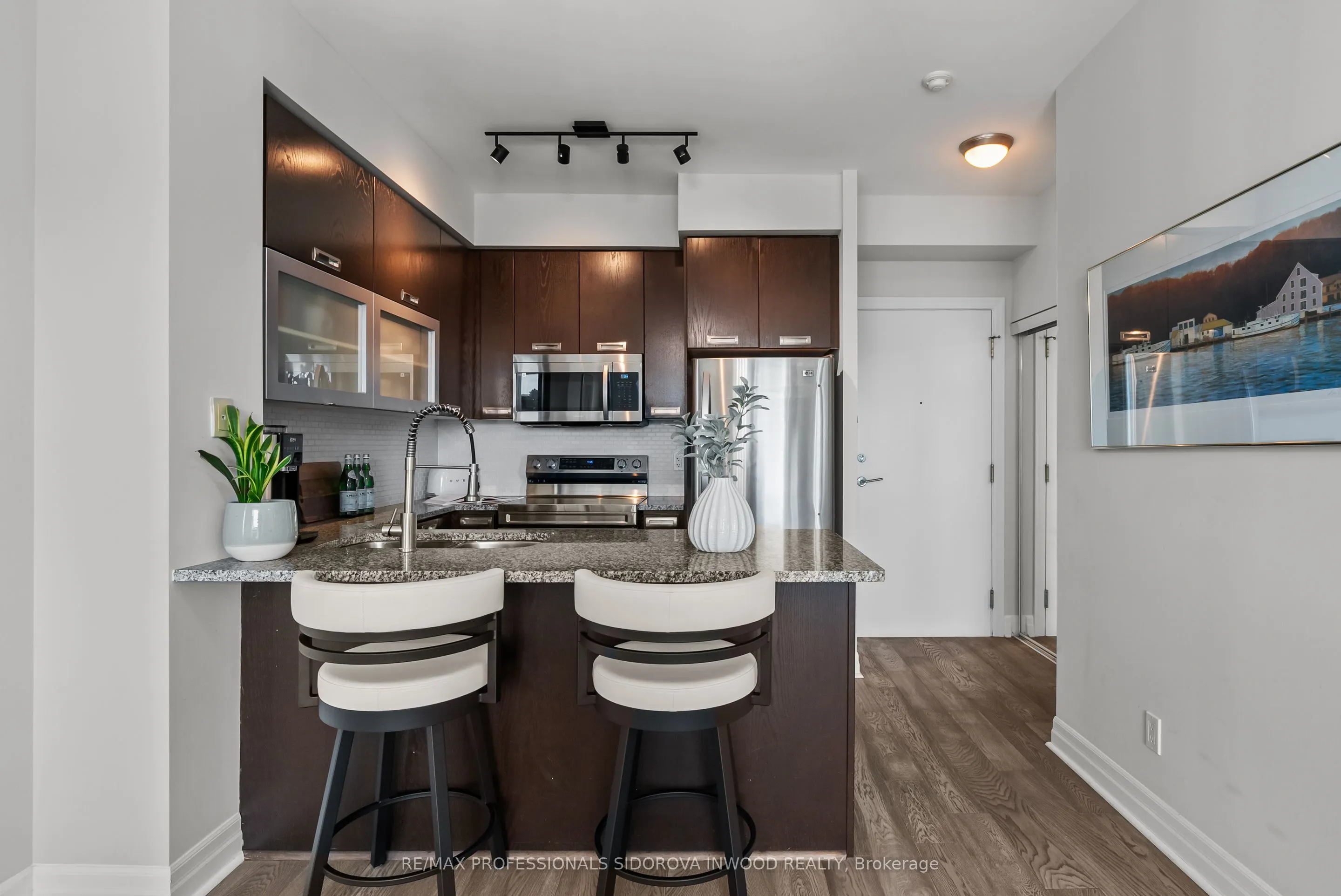 20 Gothic Avenue, #414