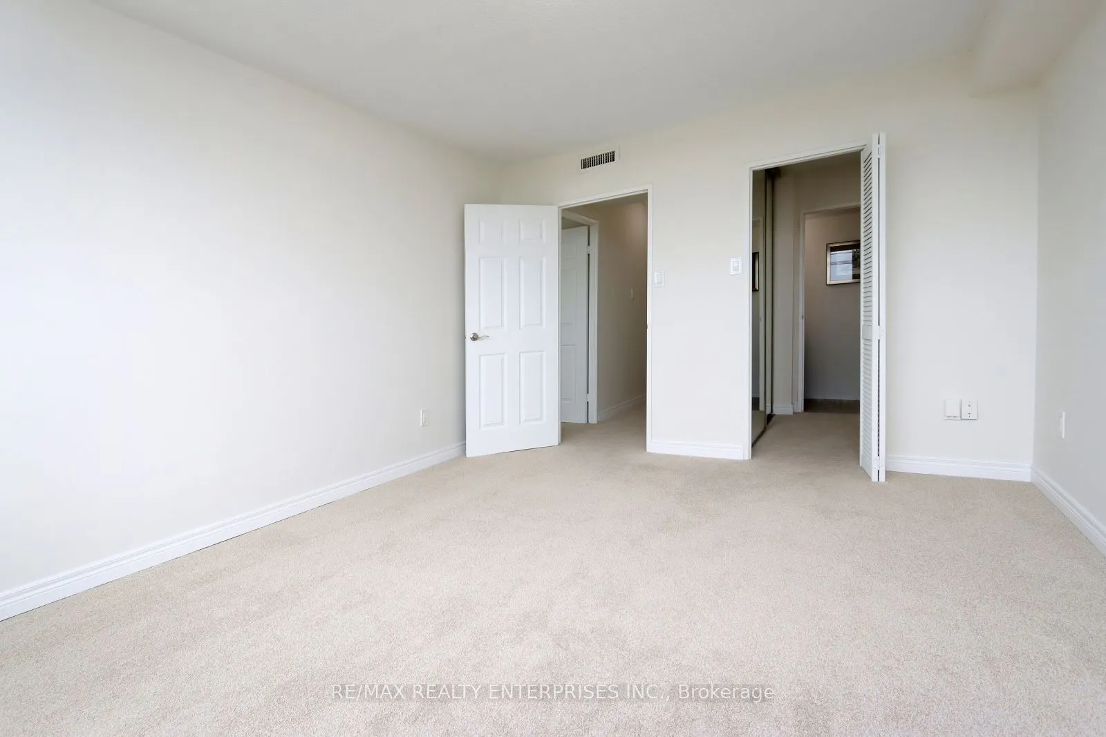 1359 White Oaks Boulevard E, #608