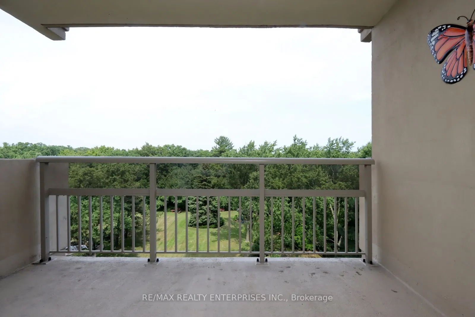 1359 White Oaks Boulevard E, #608