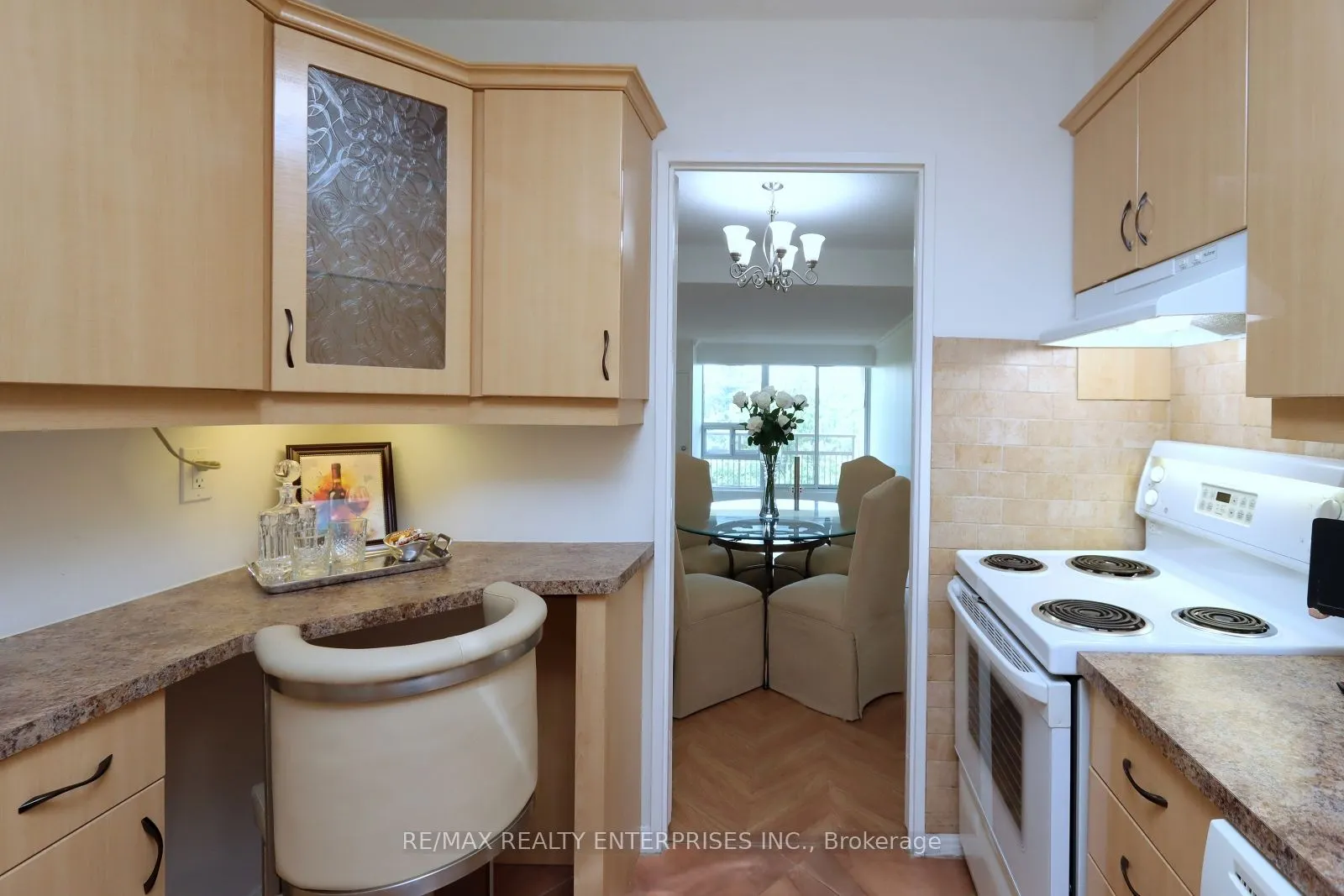 1359 White Oaks Boulevard E, #608