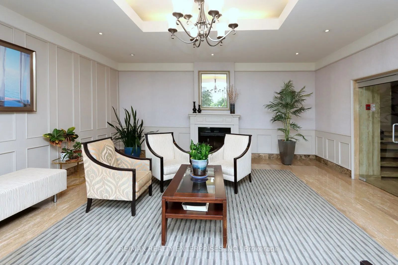 1359 White Oaks Boulevard E, #608