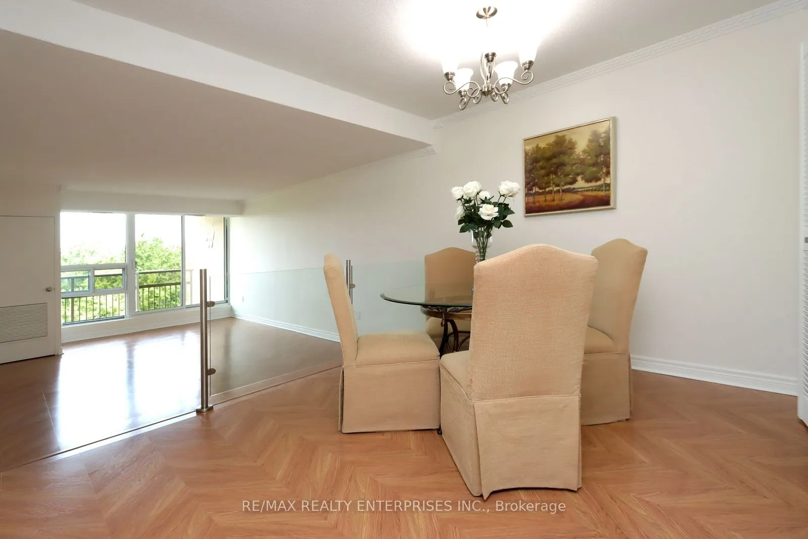 1359 White Oaks Boulevard E, #608