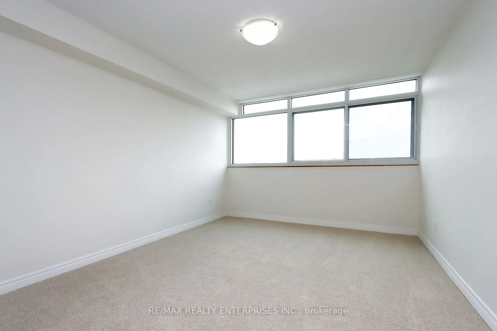 1359 White Oaks Boulevard E, #608