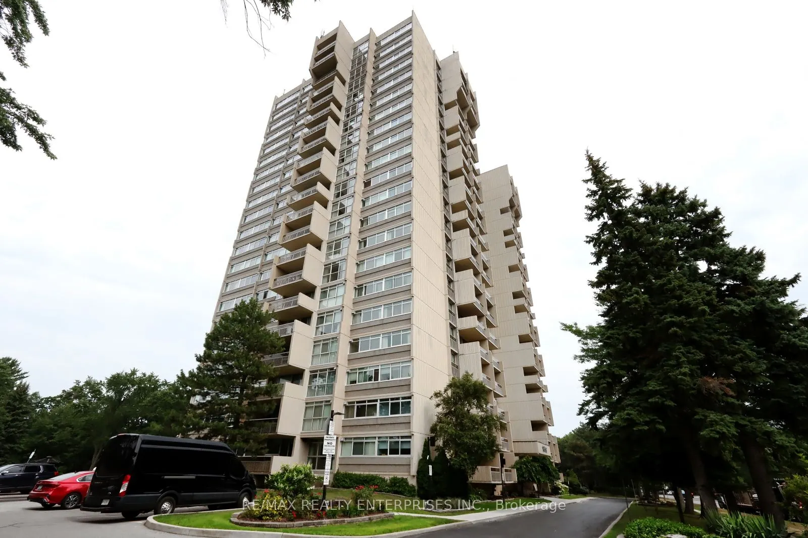 1359 White Oaks Boulevard E, #608