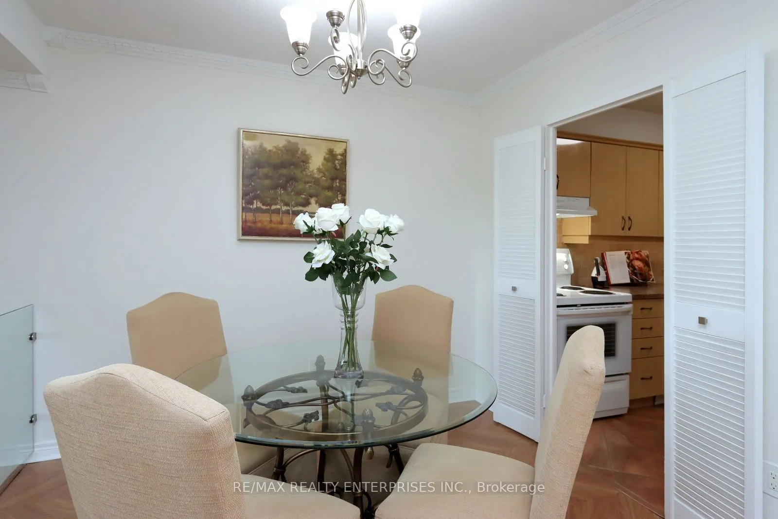 1359 White Oaks Boulevard E, #608