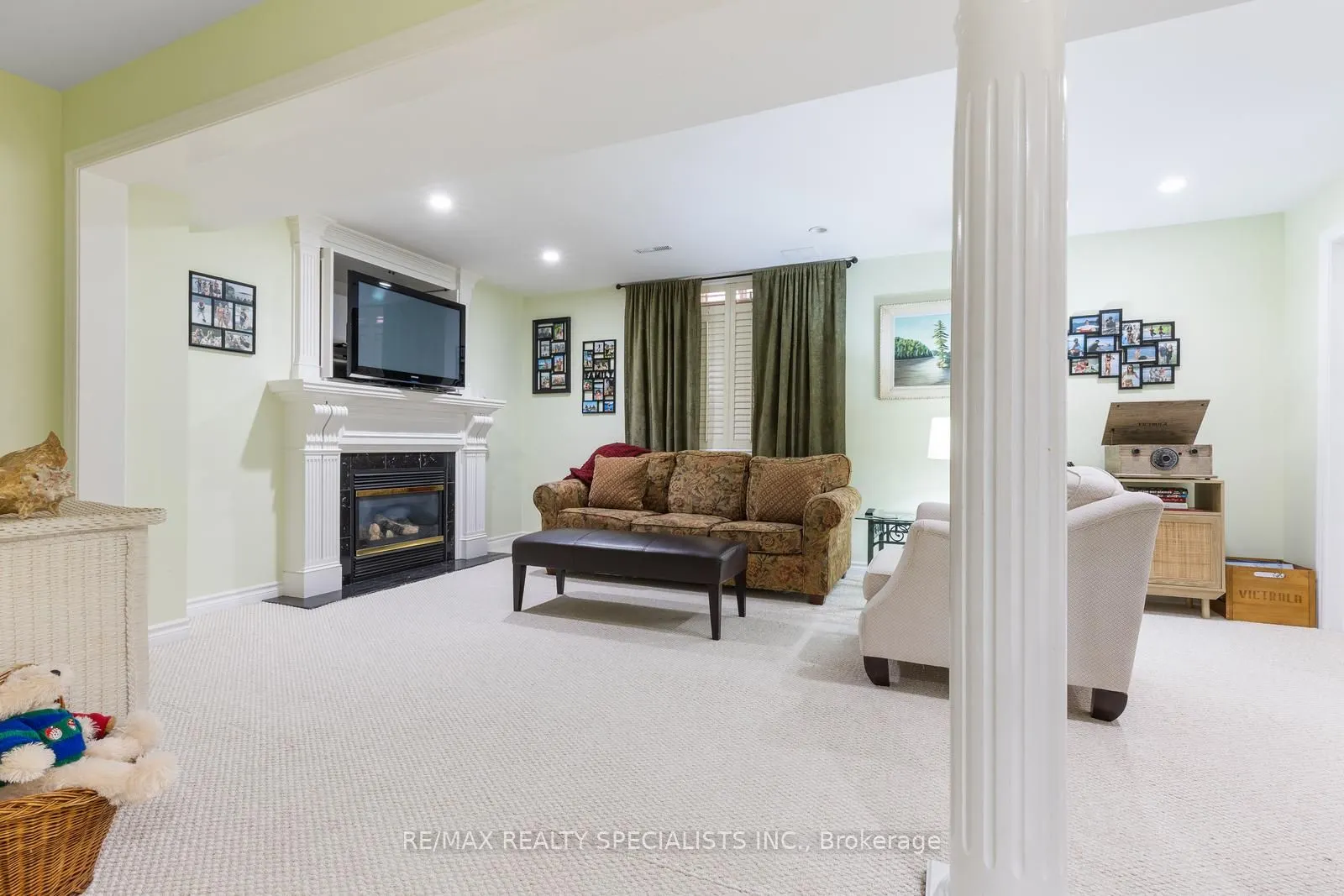 6847 Summer Heights Drive