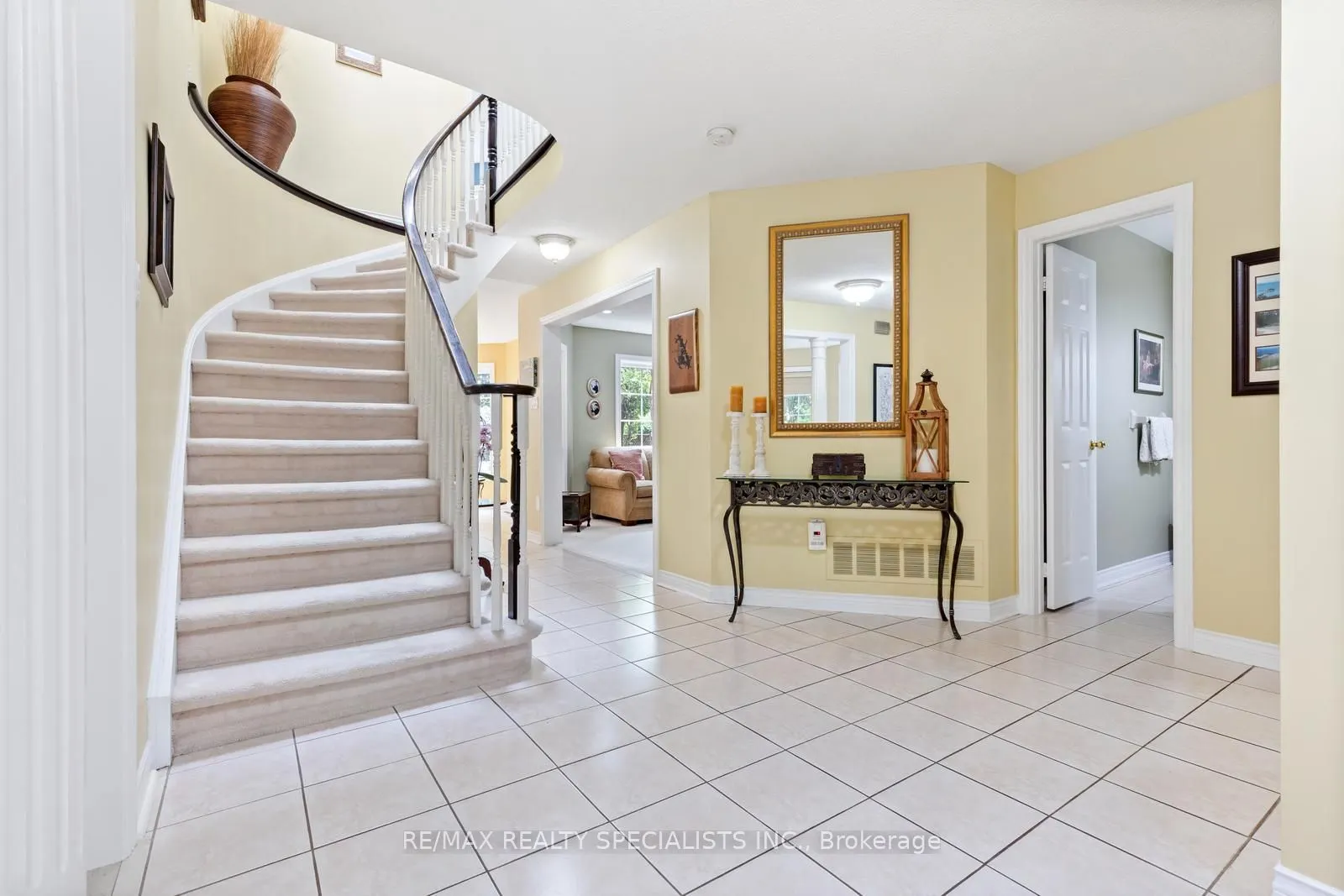 6847 Summer Heights Drive