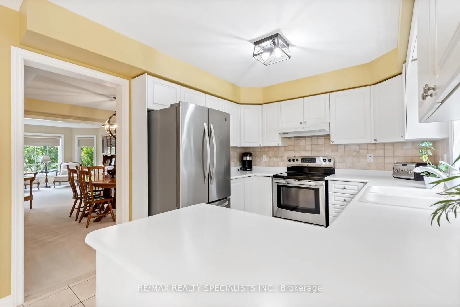 6847 Summer Heights Drive