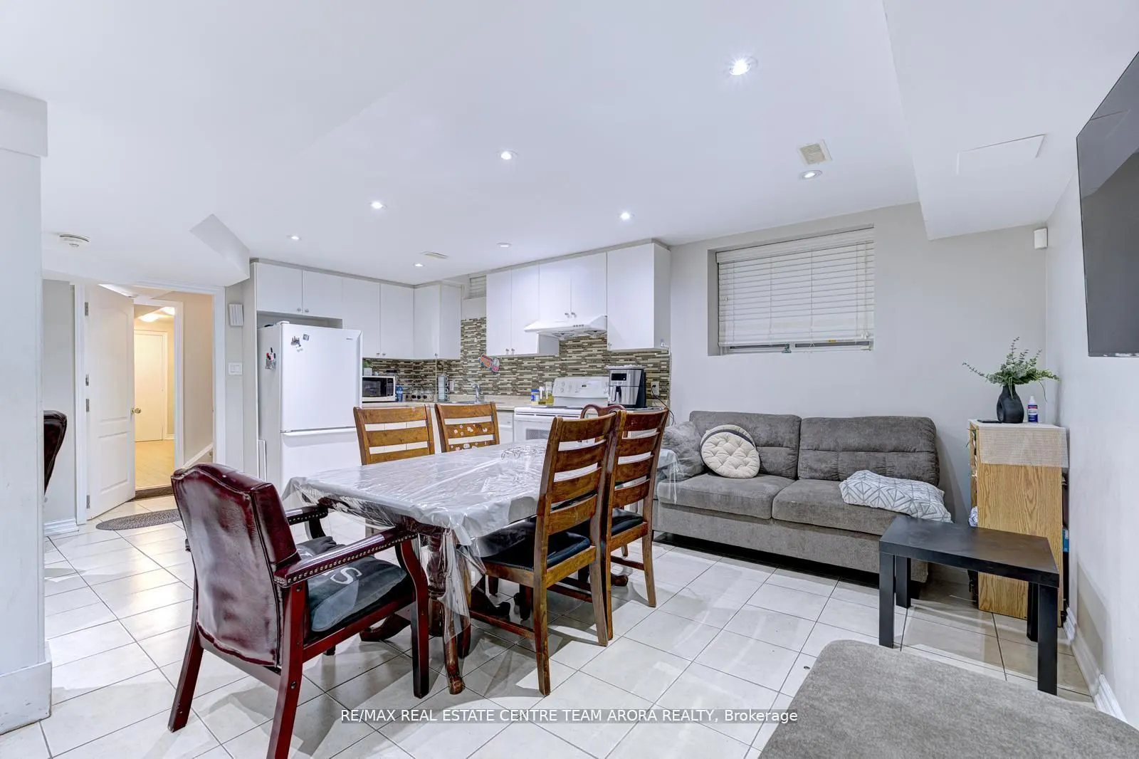 8 Constance Street