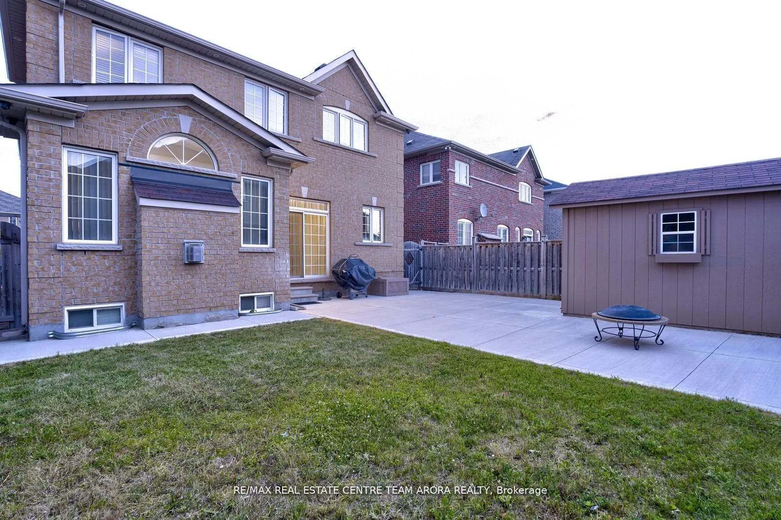 8 Constance Street