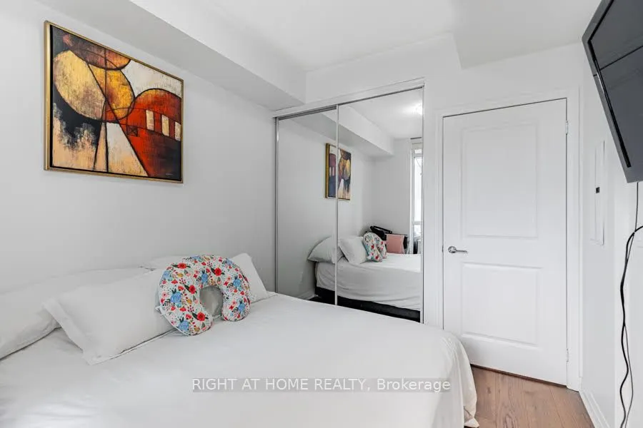 60 Annie Craig Drive, #503
