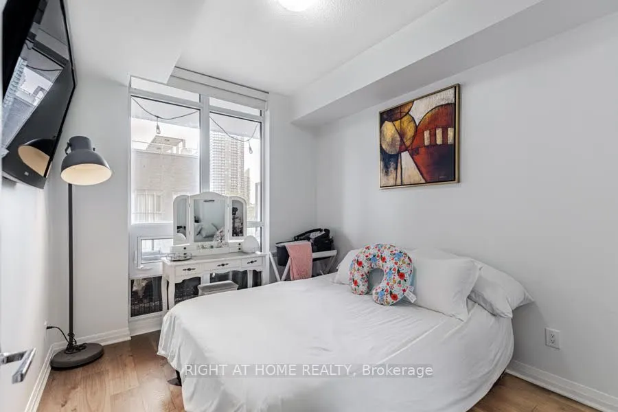 60 Annie Craig Drive, #503