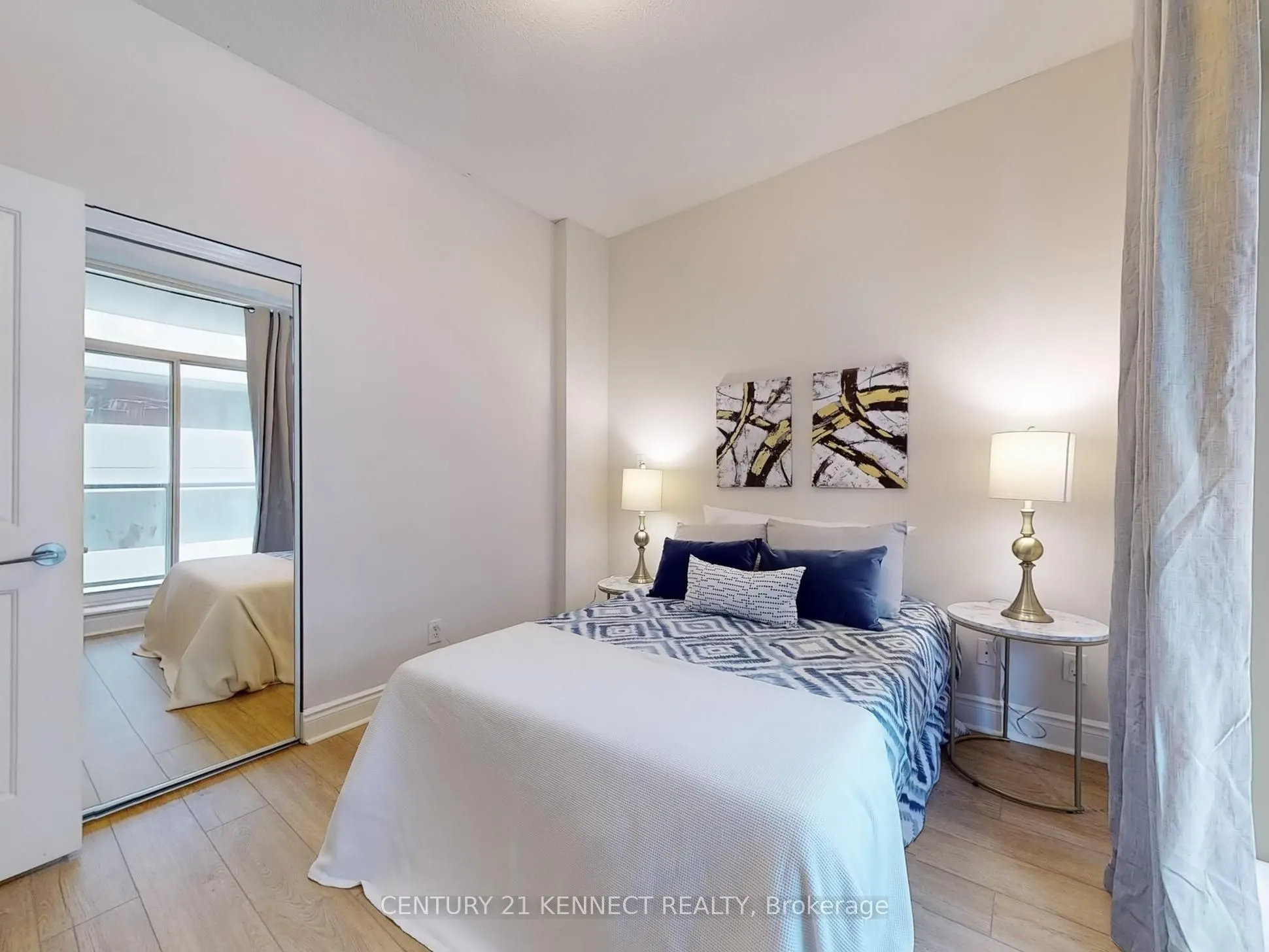 25 Earlington Avenue E, #316
