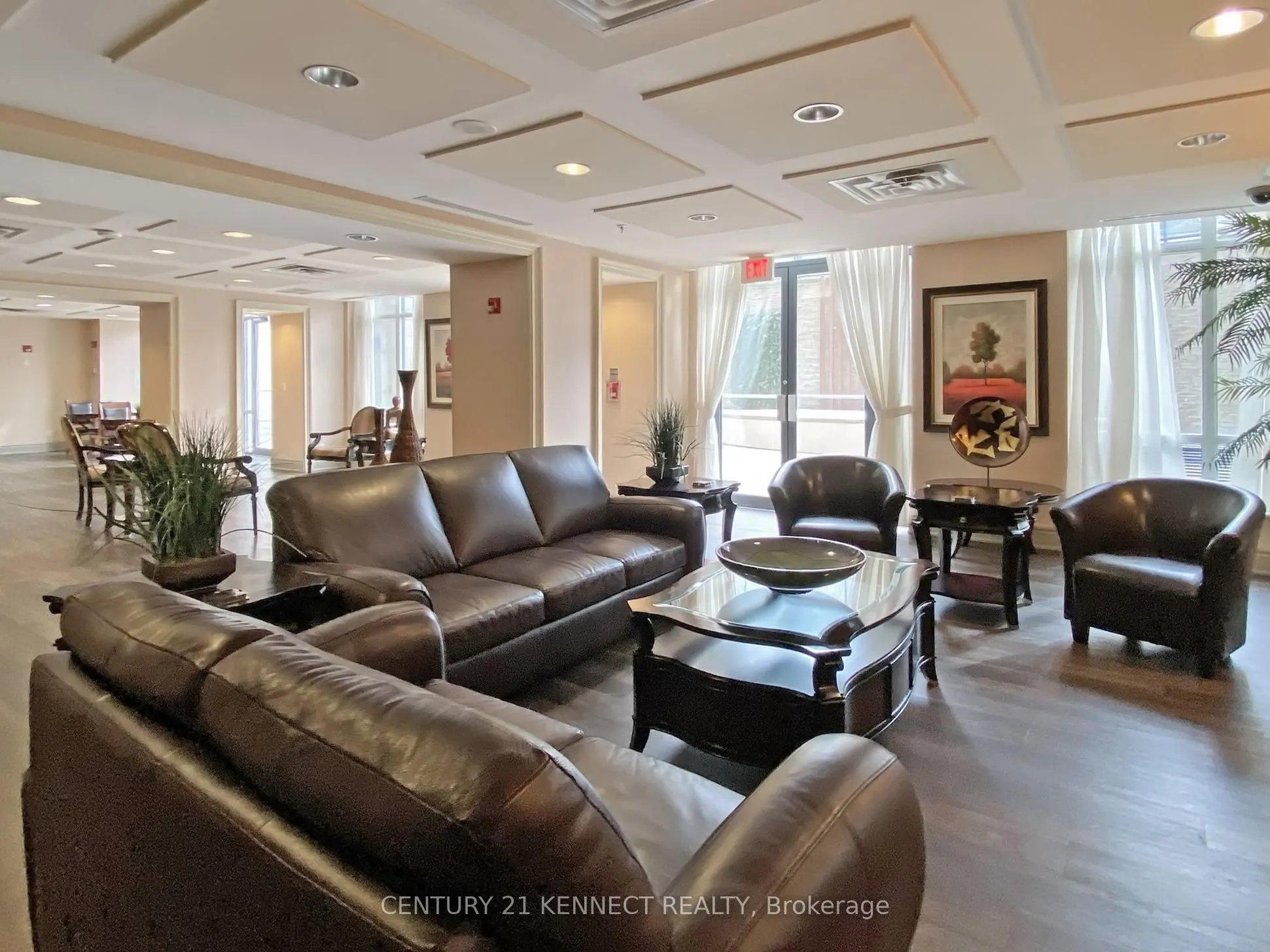 25 Earlington Avenue E, #316