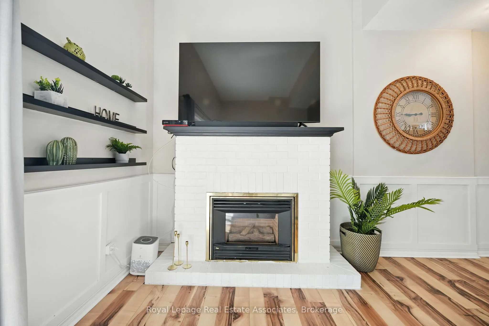 400 Bloor Street, #69