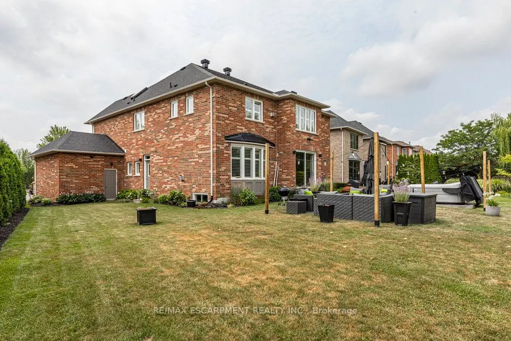 4212 Kane Crescent