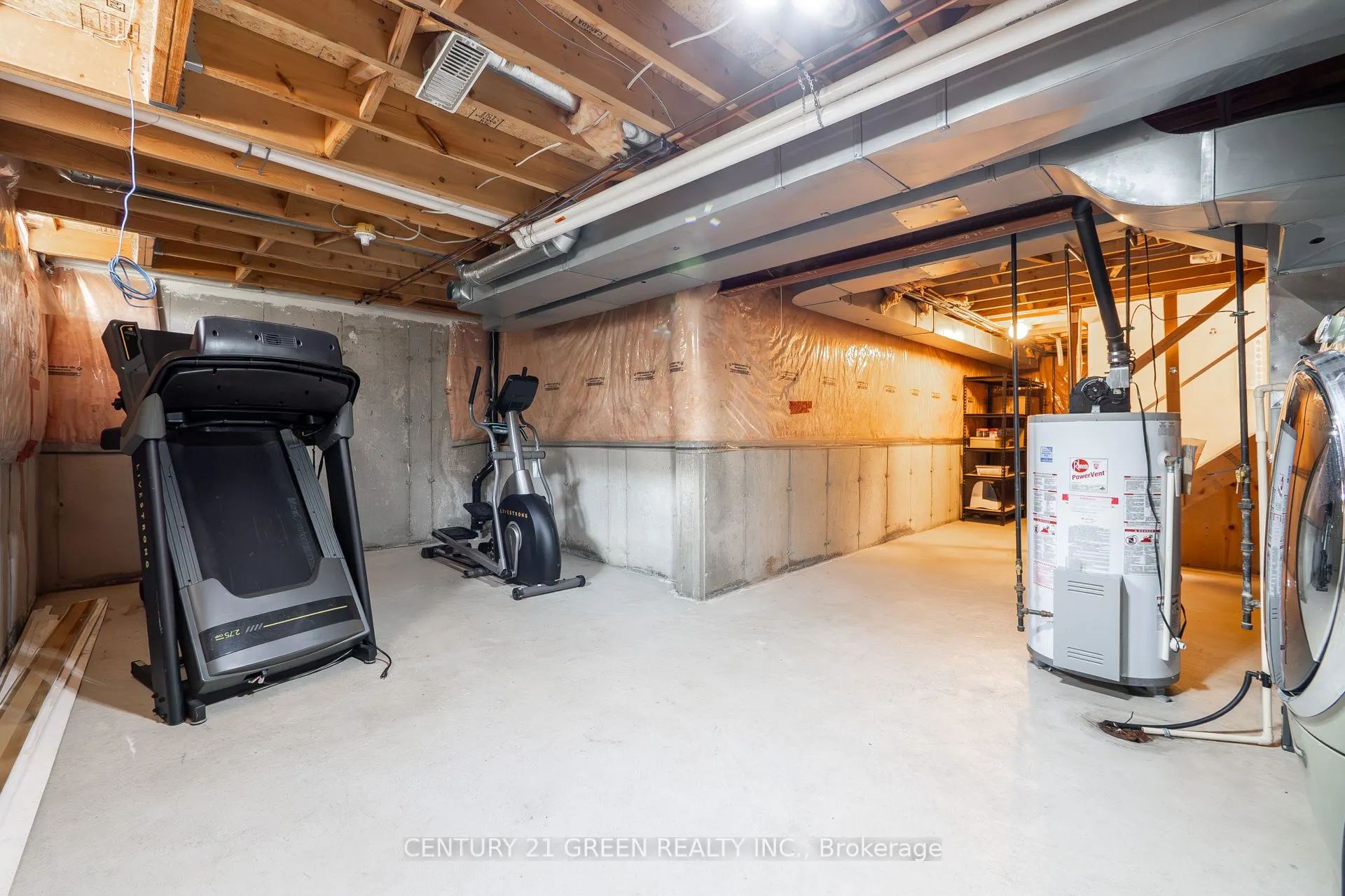 668 Porter Way