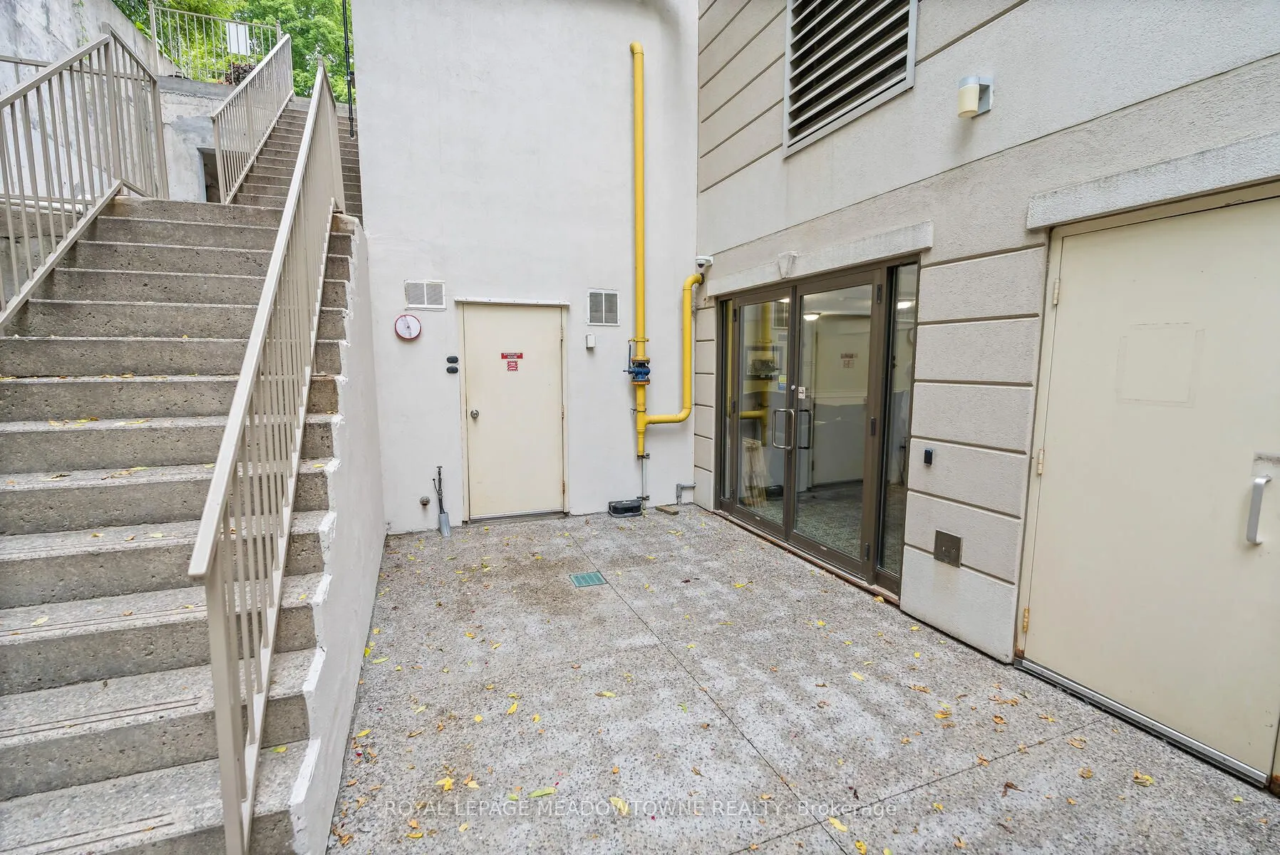24 Chapel Street, #104