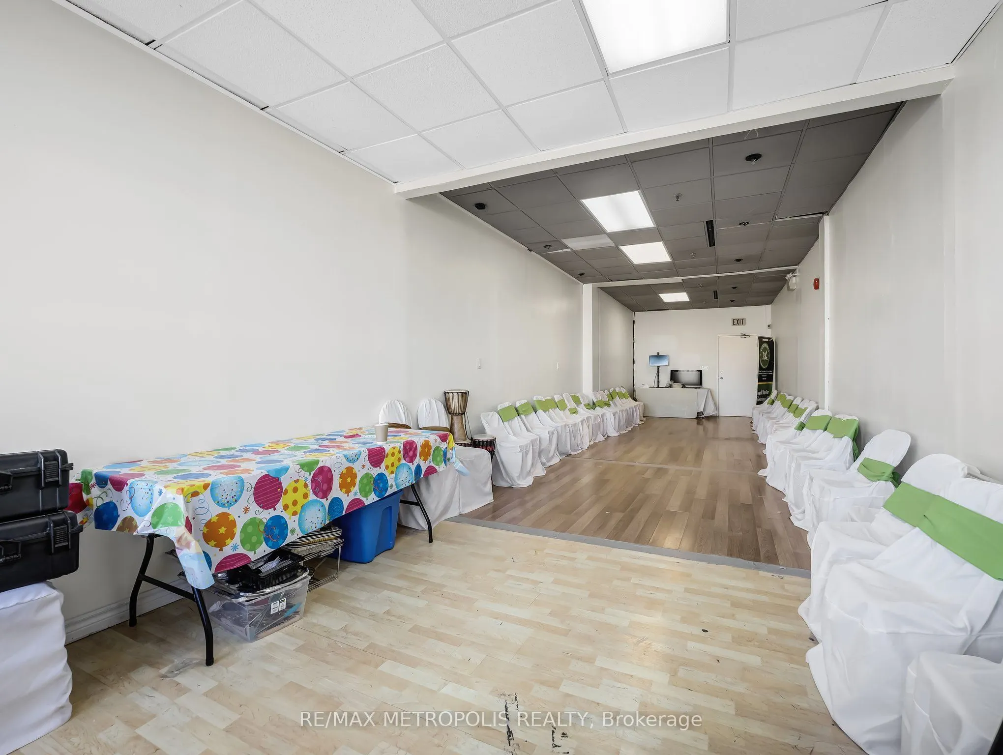 1550 South Gateway Road, #309