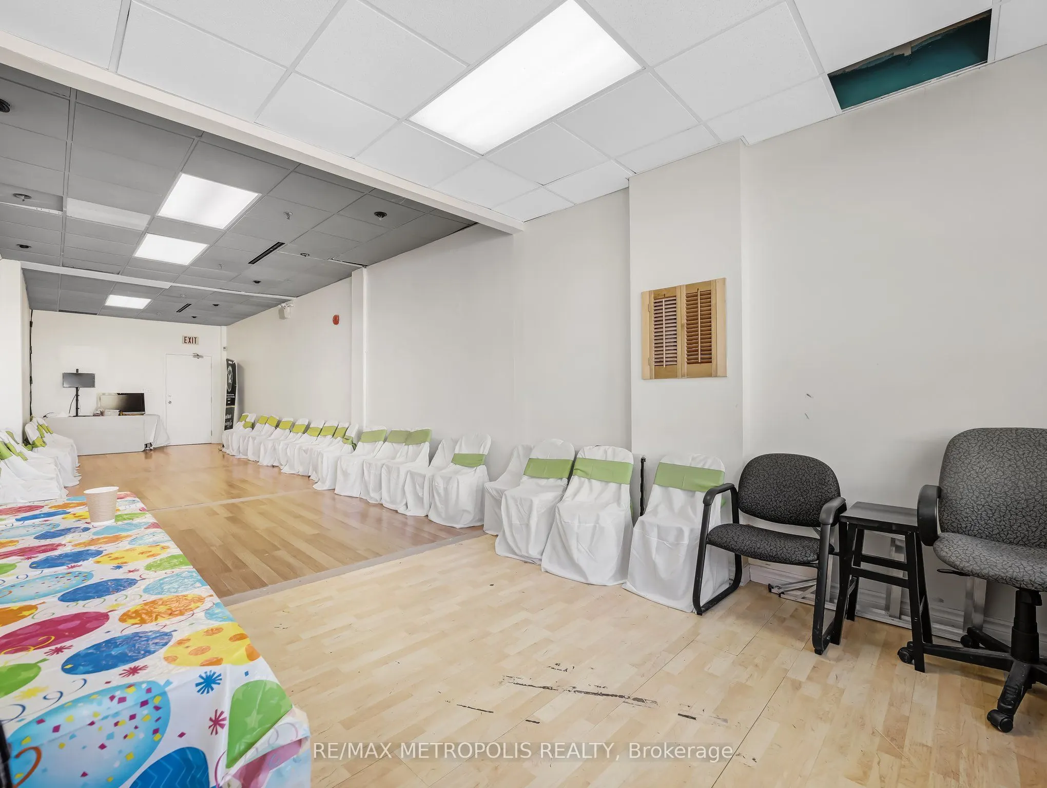 1550 South Gateway Road, #309
