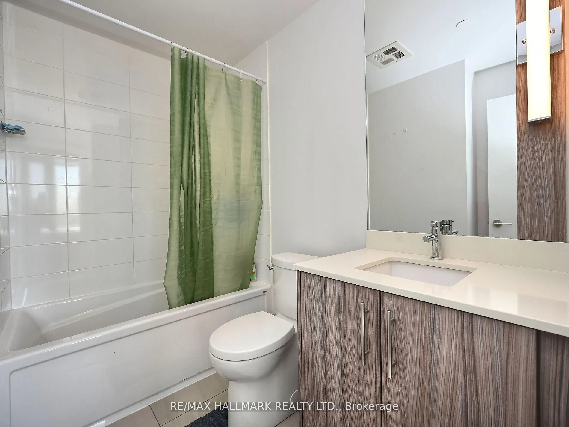225 Veterans Drive, #707