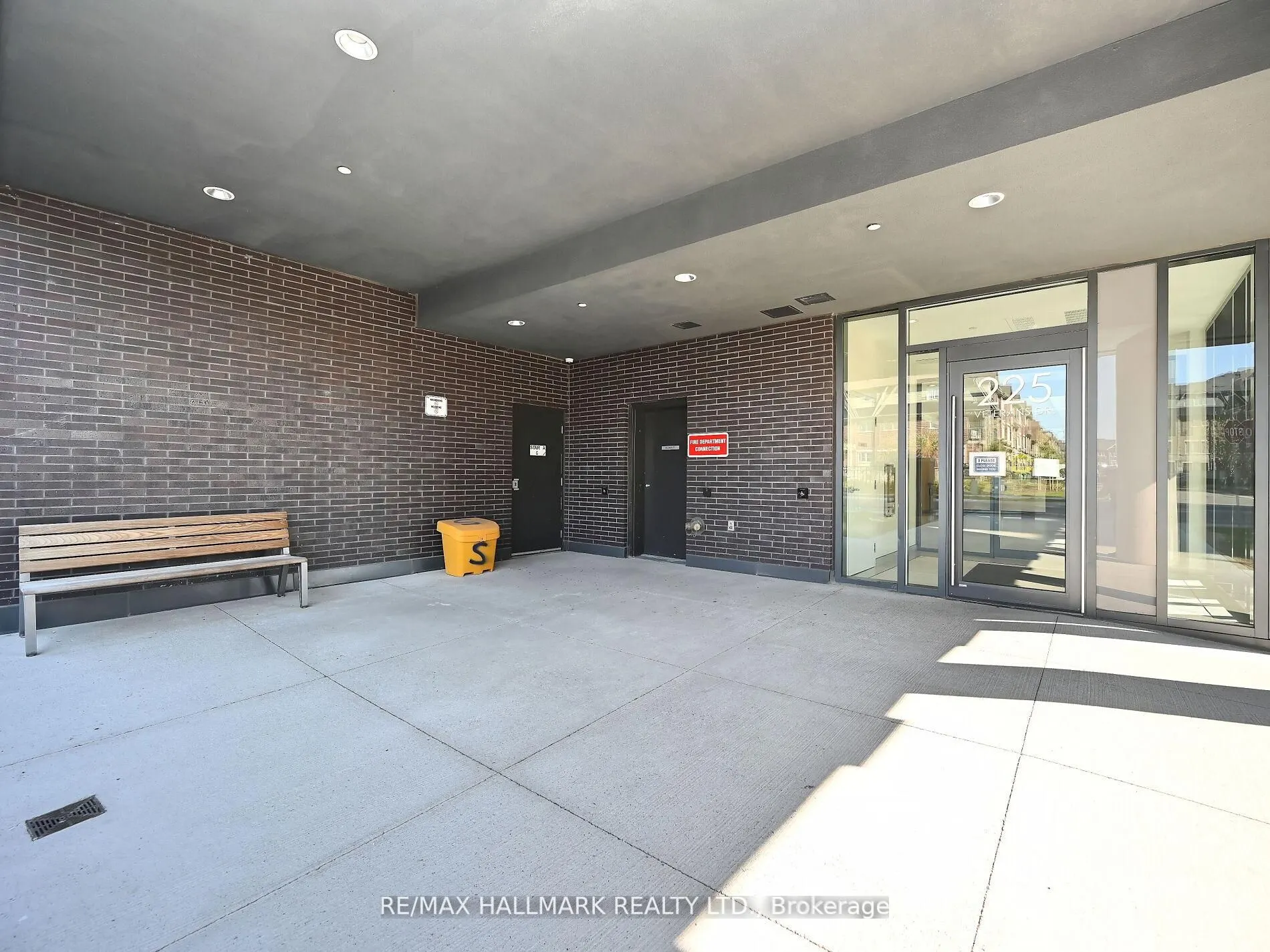 225 Veterans Drive, #707